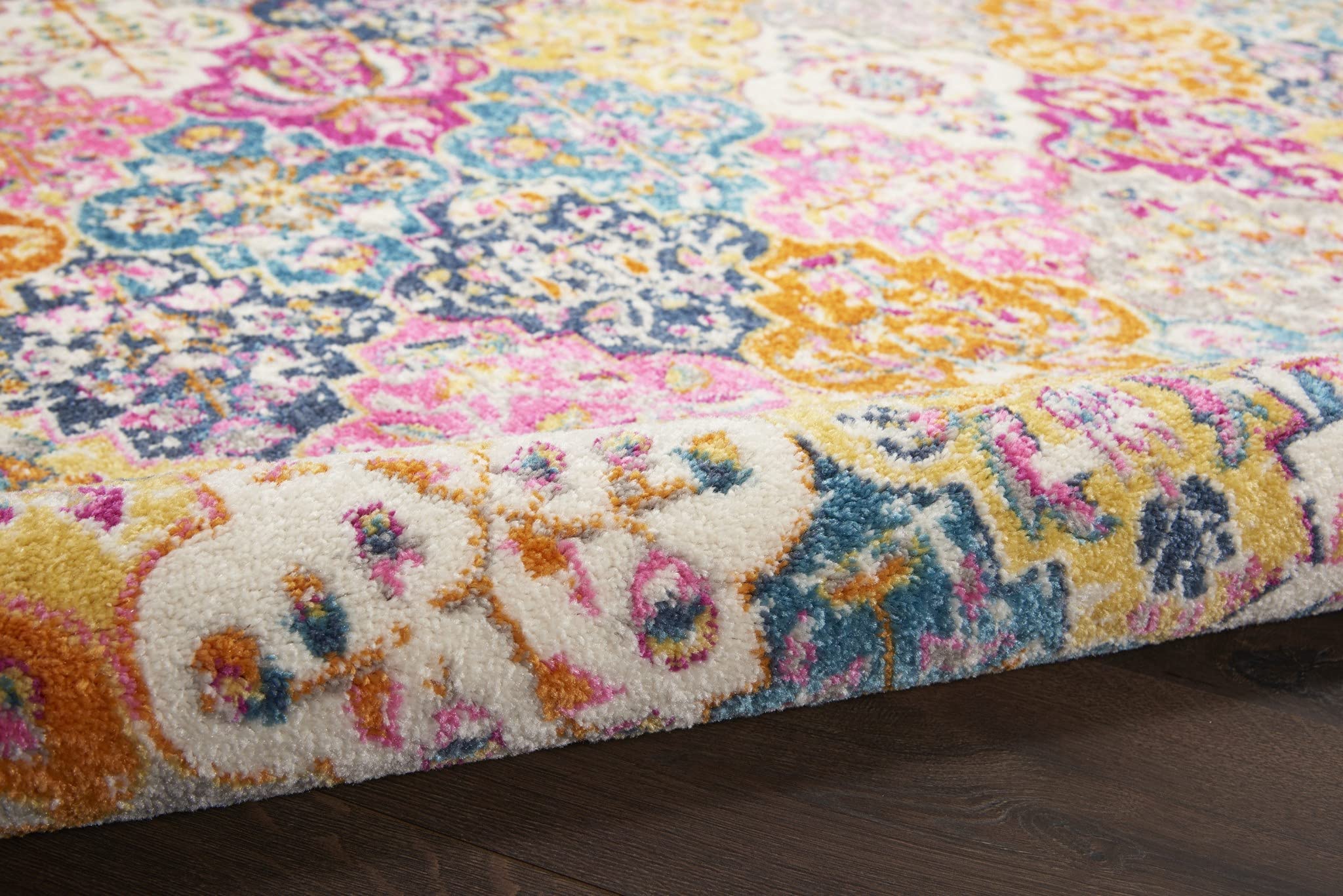 HomeRoots Multicolor 100% Polypropylene 7’ x 10’ Muted Brights Floral Diamond Area Rug