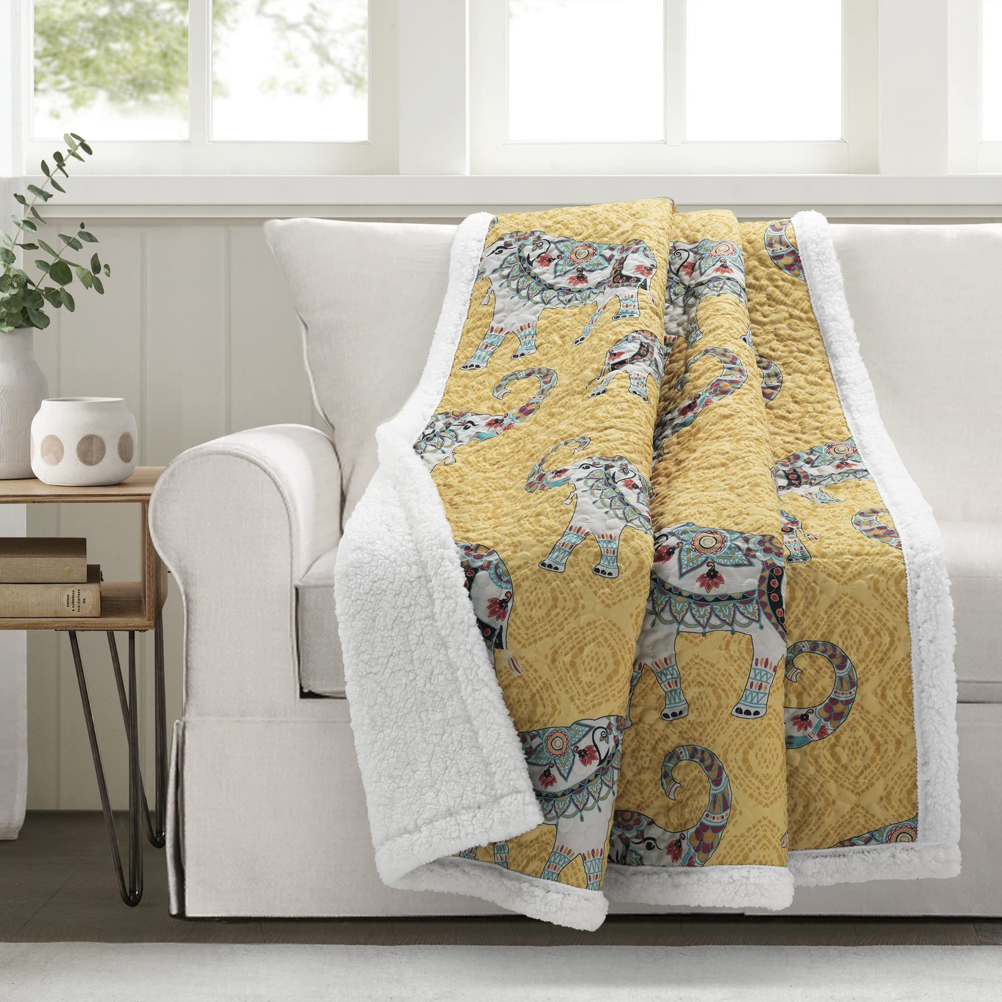 Lush Decor Hati Elephants Sherpa Throw Blanket, 60' X 50', Yellow