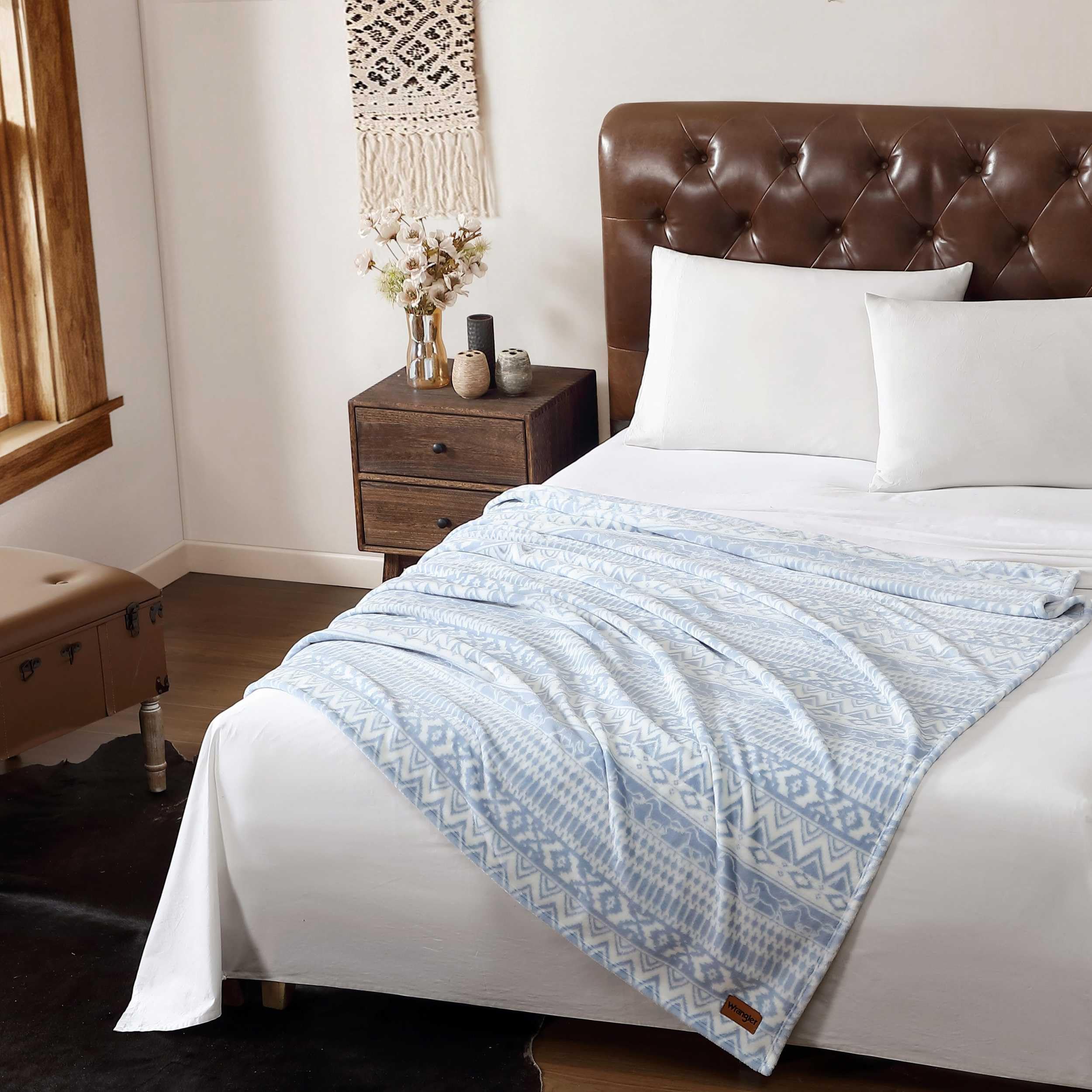 Wrangler - Throw Blanket, Ultra-Soft Plush Bedding, Throw Blanket for Couch or Bed (Western Horse Stripe Blue, 50 x 70)