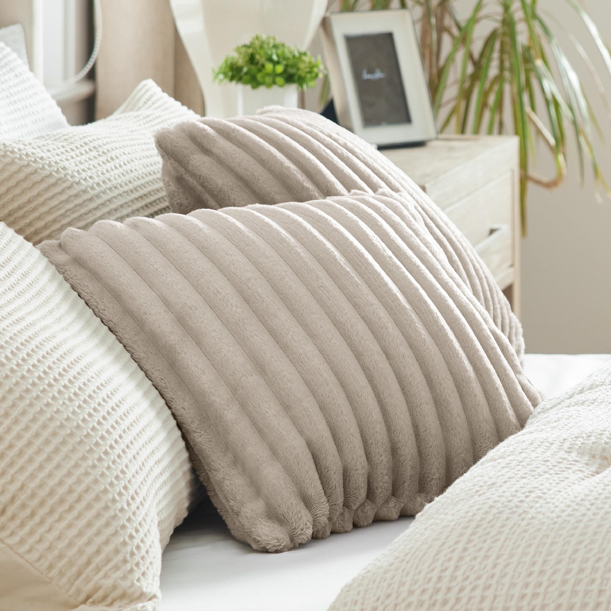 Bedsure Throw Pillow Covers 18X18 Inch - Pack Of 2 Linen Luxury Soft Cozy Fluffy, Striped Pillow Covers, Home Decor For Sofa Cou