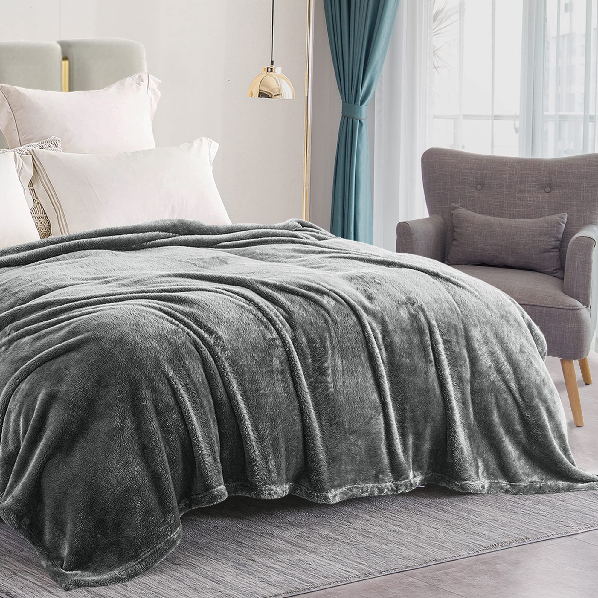 Exclusivo Mezcla Plush Fuzzy Fleece Bed Blanket King Size, Super Soft, Fluffy And Warm Blankets For Couch, Bed, All Season Use (