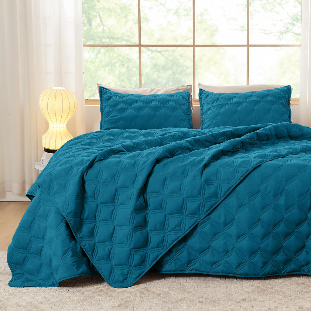 Litanika Oversized King Quilt Bedding Set, 128X120 Inch Super King Teal Blue Comforter Bedspreads Lightweight Bed Coverlets Boho