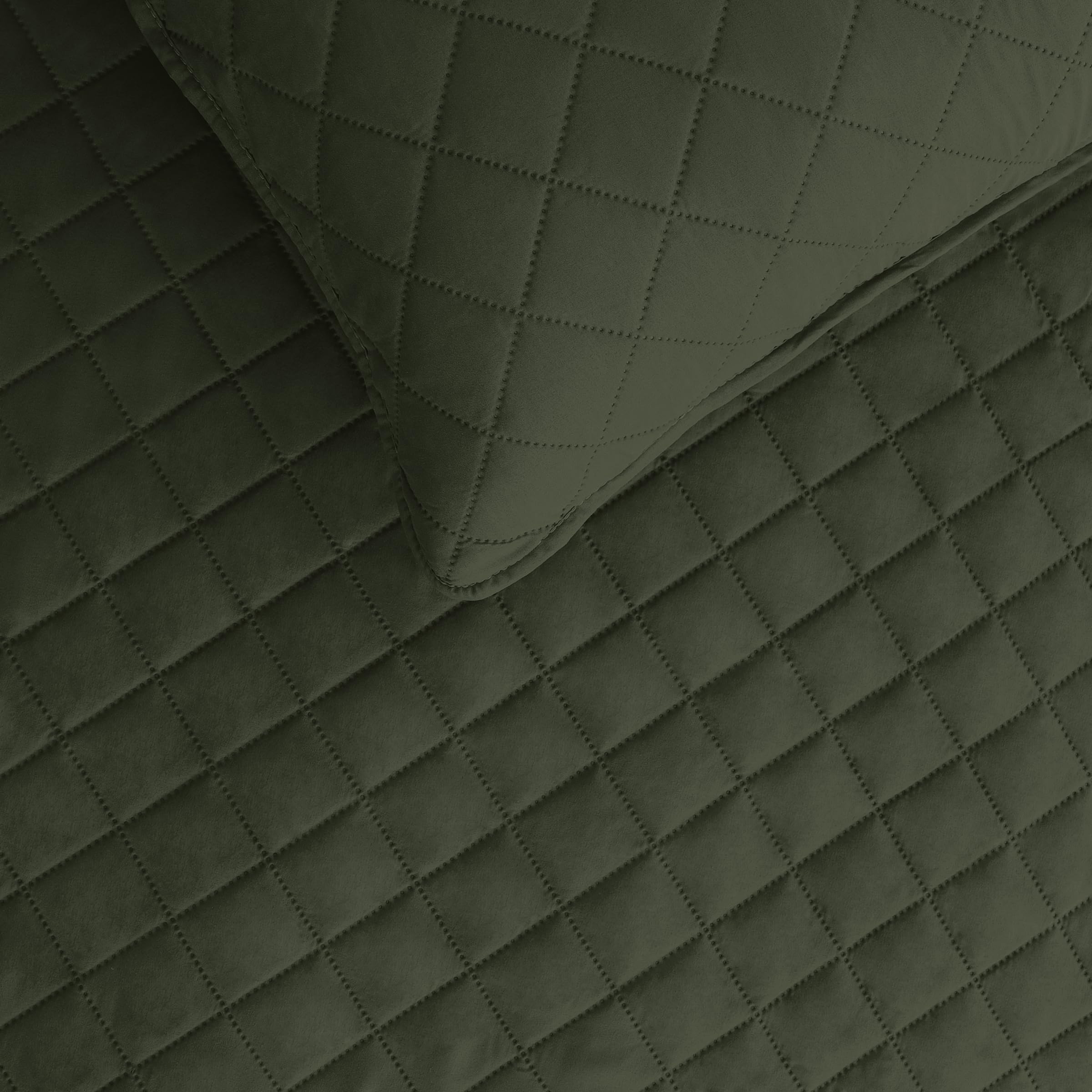 Easy-Going California King Size Reversible Quilt Set With 1 Quilt And 2 Pillow Shams, Soft Bed Quilt Cover, Water Resistant Lightweight Microfiber Bedspread, Stain Resistant, Army Green/Beige