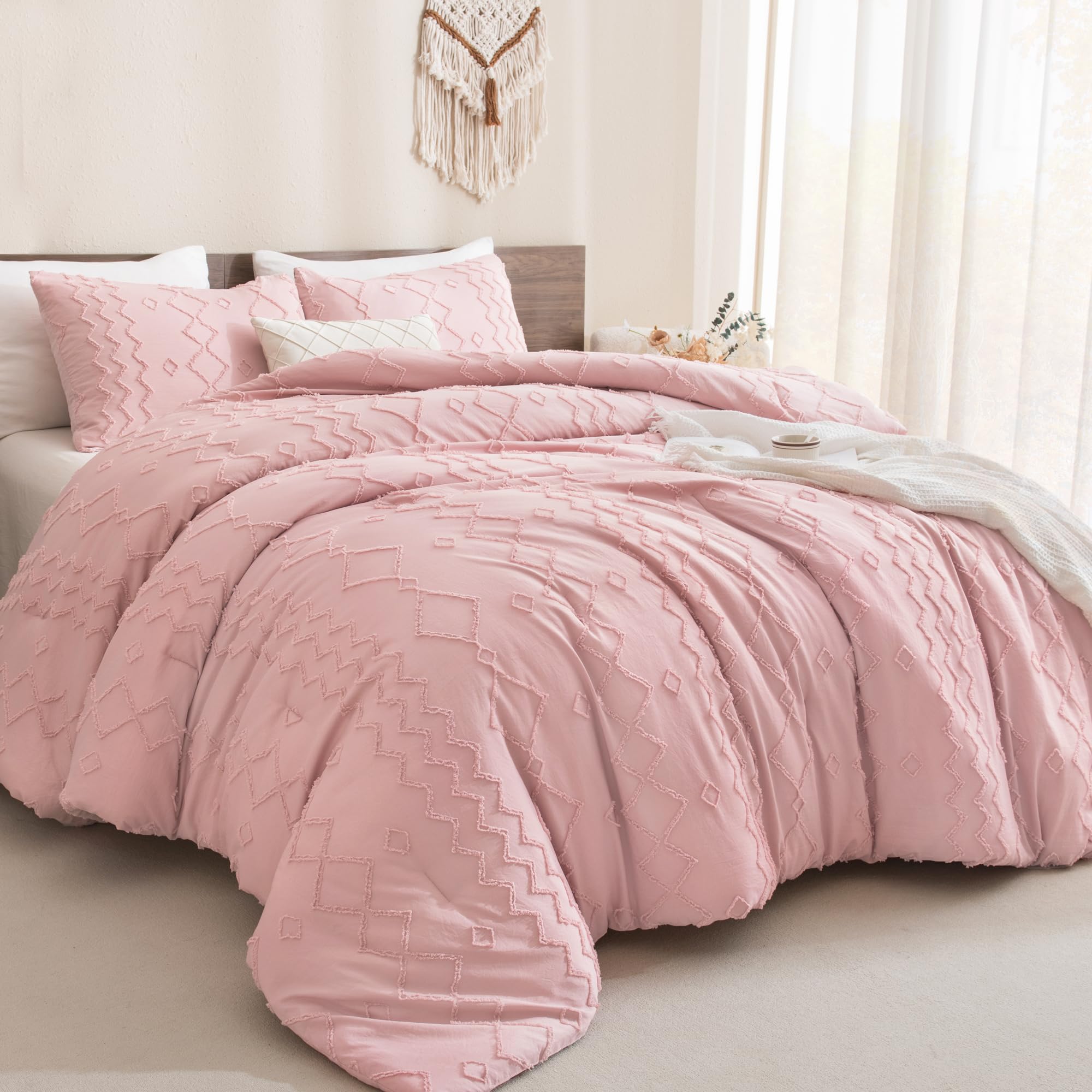 Andency Pink Tufted Comforter Set King(104X90Inch), 3 Pieces(1 Boho Comforter, 2 Pillowcases) Textured Farmhouse Comforter, Soft Microfiber Down Alternative Geometric Comforter Bedding Set