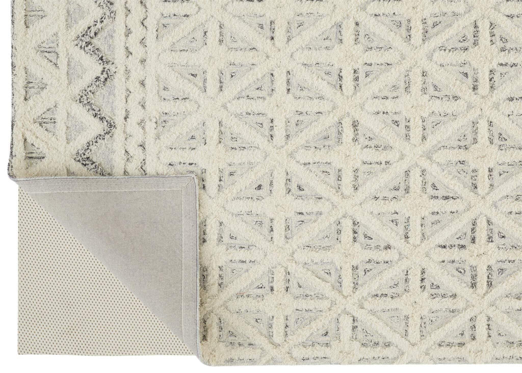 HomeRoots 512784 9 x 12 ft. Ivory & Black Wool Geometric Hand Tufted Handmade Stain Resistant Rectangle Area Rug
