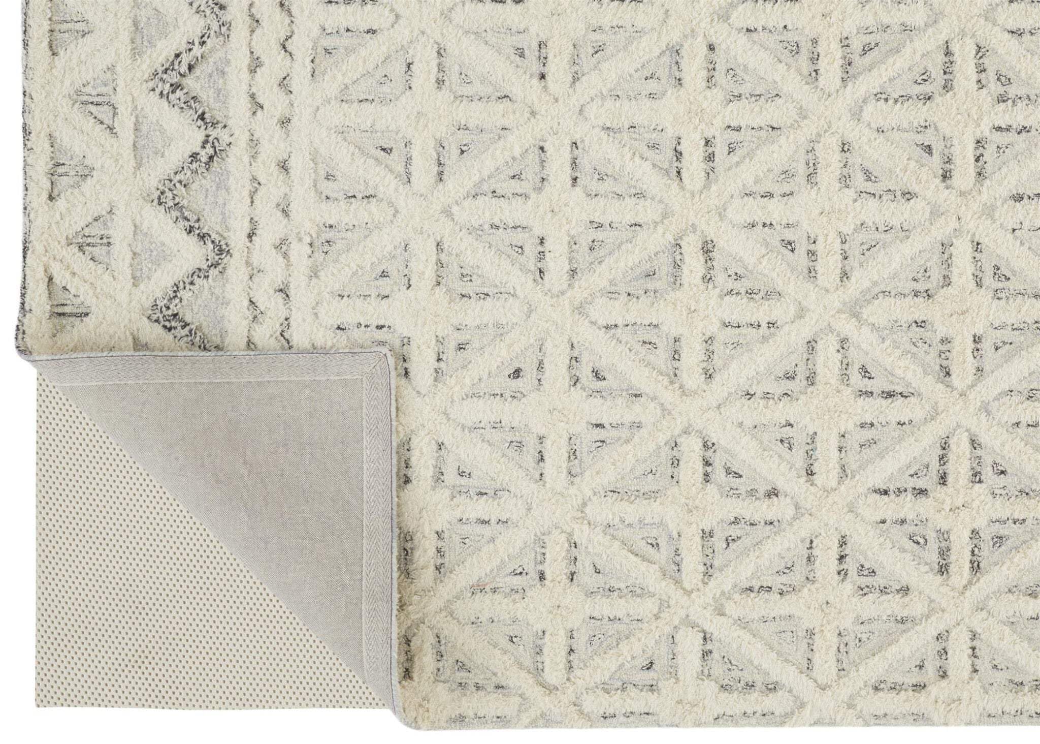 HomeRoots 512784 9 x 12 ft. Ivory & Black Wool Geometric Hand Tufted Handmade Stain Resistant Rectangle Area Rug