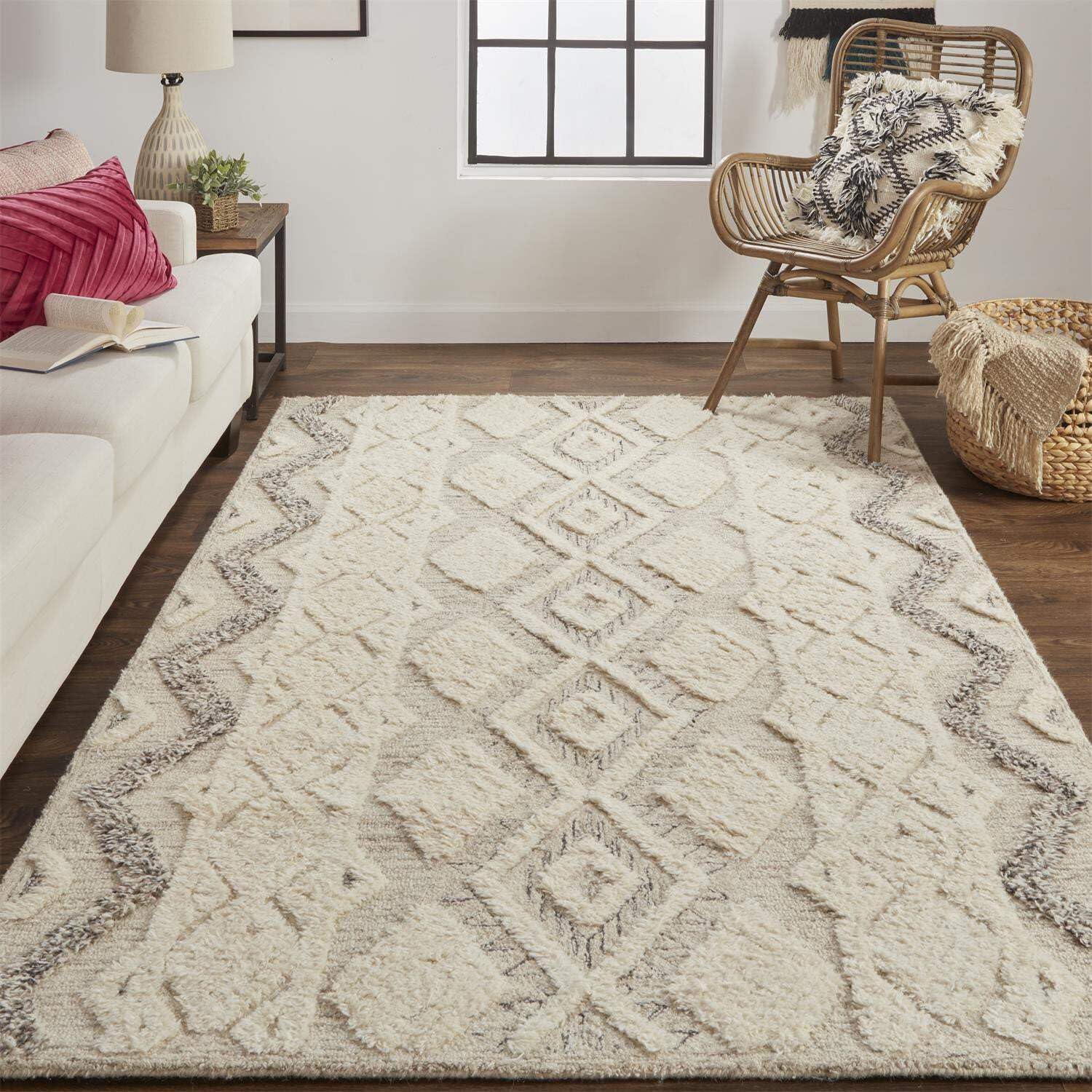 HomeRoots 512776 8 x 10 ft. Ivory Taupe & Gray Wool Geometric Hand Tufted Handmade Stain Resistant Rectangle Area Rug