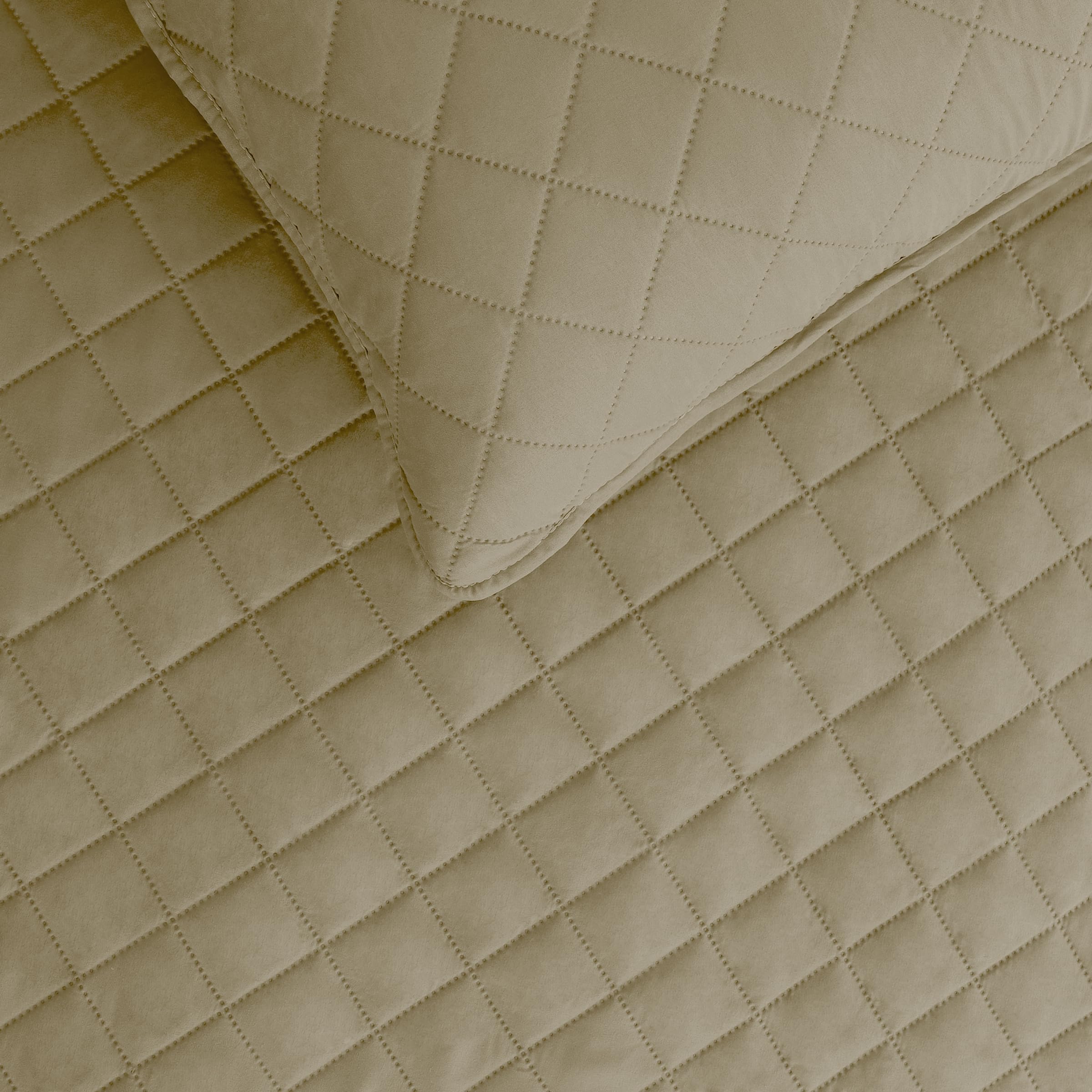 Easy-Going Full/Queen Size Reversible Quilt Set With 1 Quilt And 2 Pillow Shams, Soft Bed Quilt Cover, Water Resistant Lightweight Microfiber Bedspread, Stain Resistant, Beige/Beige