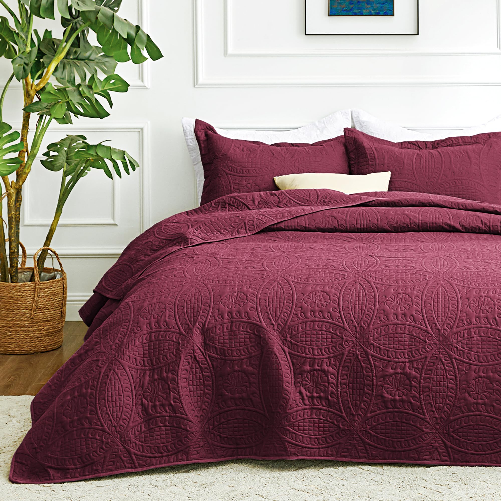 Loves cabin Quilts for Queen Bed Burgundy Bedspreads Bedding Set - Lightweight Bedspread Comforter - Coin Pattern Bedding Cover