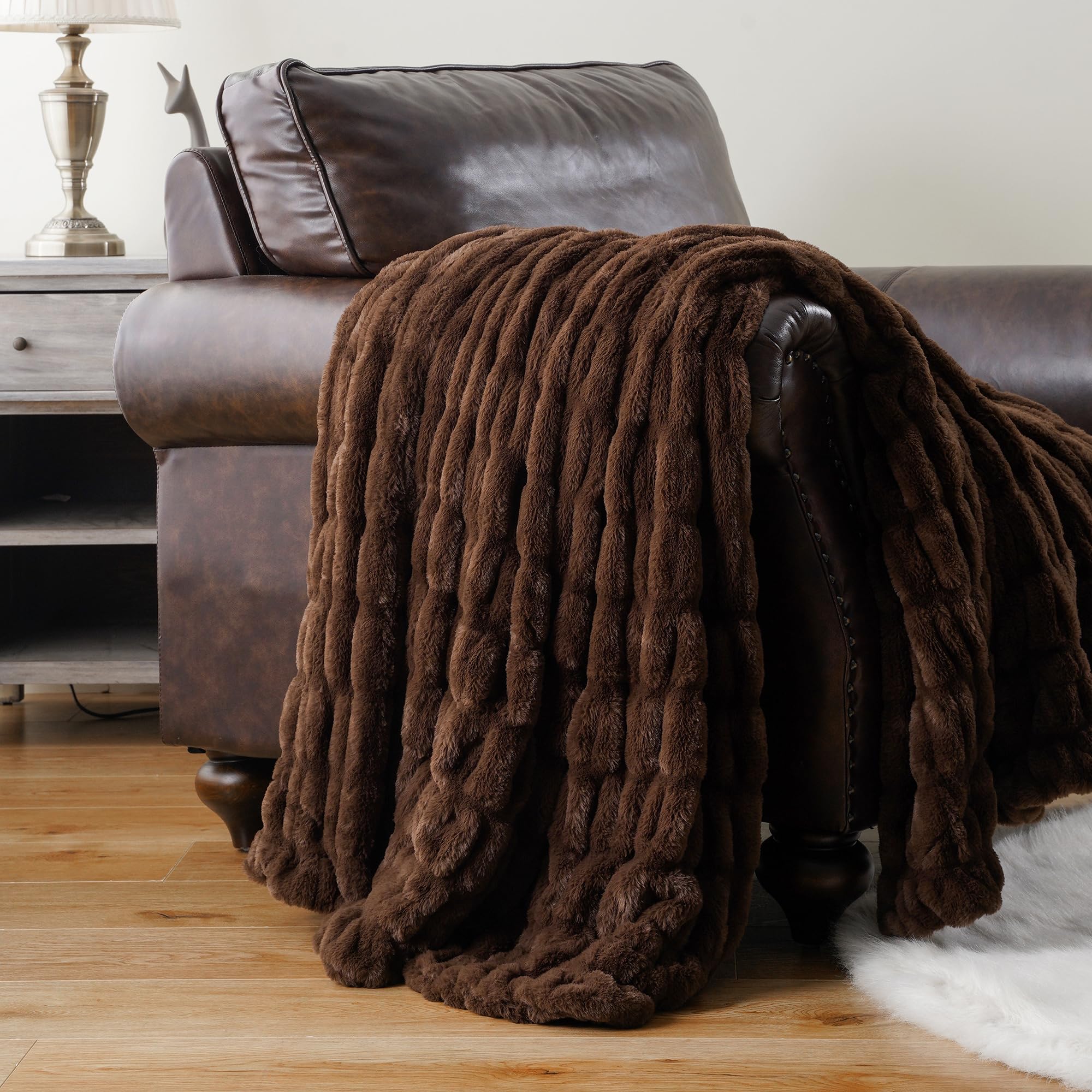Battilo Home Rust Brown Faux Fur Throw Blanket For Bed, Large Double Side Reversible Ruched Rabbit Fur Blanket For Couch, Bed, C
