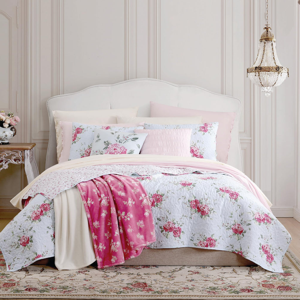 Shabby Chic - Twin Quilt Set, Reversible Cotton Bedding With Matching Sham, Elegant Floral Home Decor For All Seasons (Chloe Blu