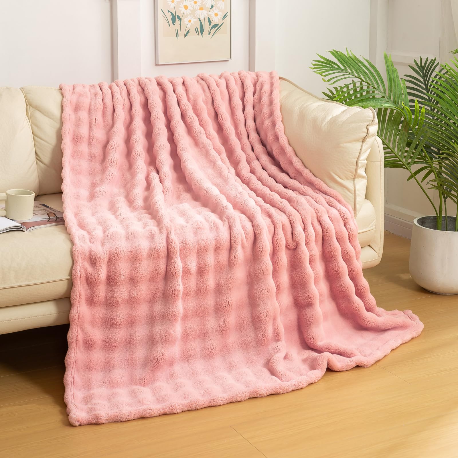 Yusoki Faux Fur Throw Blanket With 3D Bubbles Super Soft Fuzzy Cozy Thick Blanket For Couch Chair Sofa Gift Home D  Cor(Light Pi