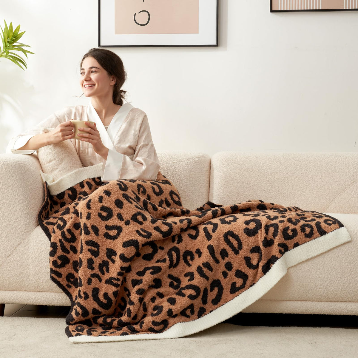 Snuggle Sac Ultra Soft Blanket Black Leopard Twin Size - Reversible Oversized Cheetah Bedding Blanket, Leopard Pattern Throw Bla