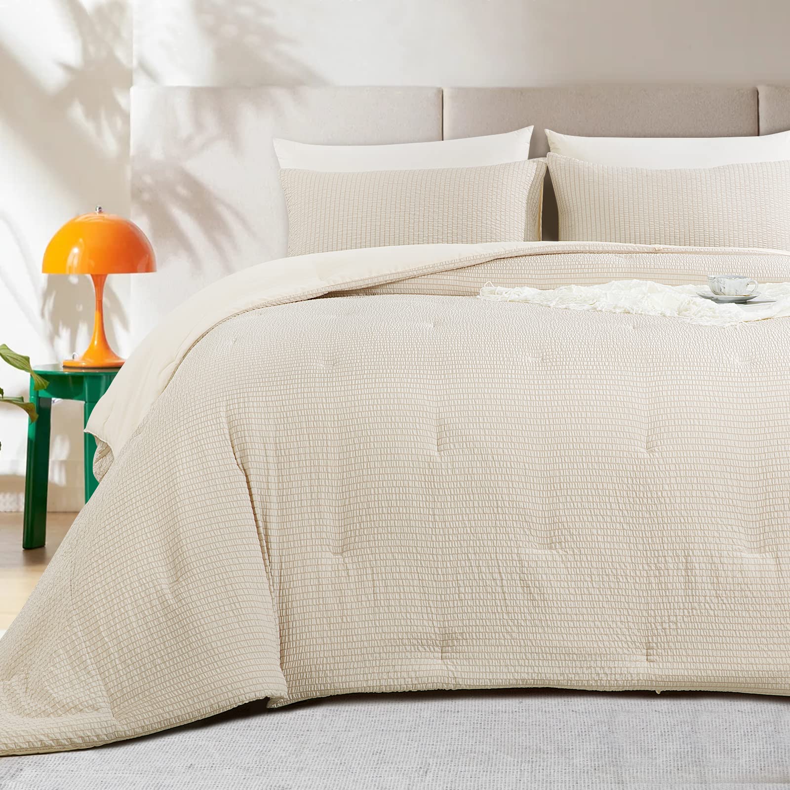 Hombys 3 Piece Seersucker Oversized King Comforter Set 128X128, Breathable Beige Soft Comforter Set, Lightweight Down Alternativ