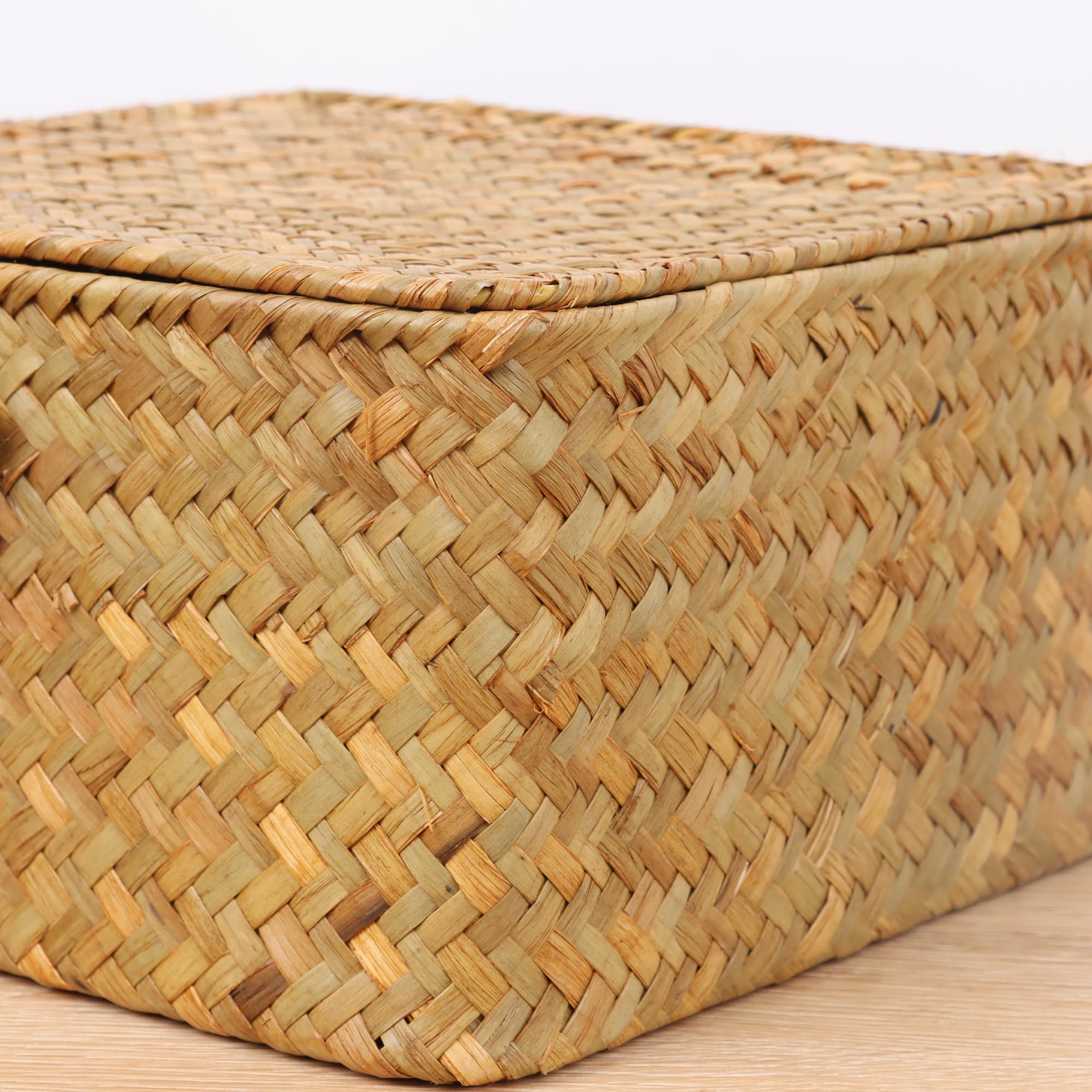 Moosky Wicker Shelf Baskets With Lid, Handwoven Seagrass Storage Basket Bins Square Gift Boxes For Shelves Home Decor Organizer