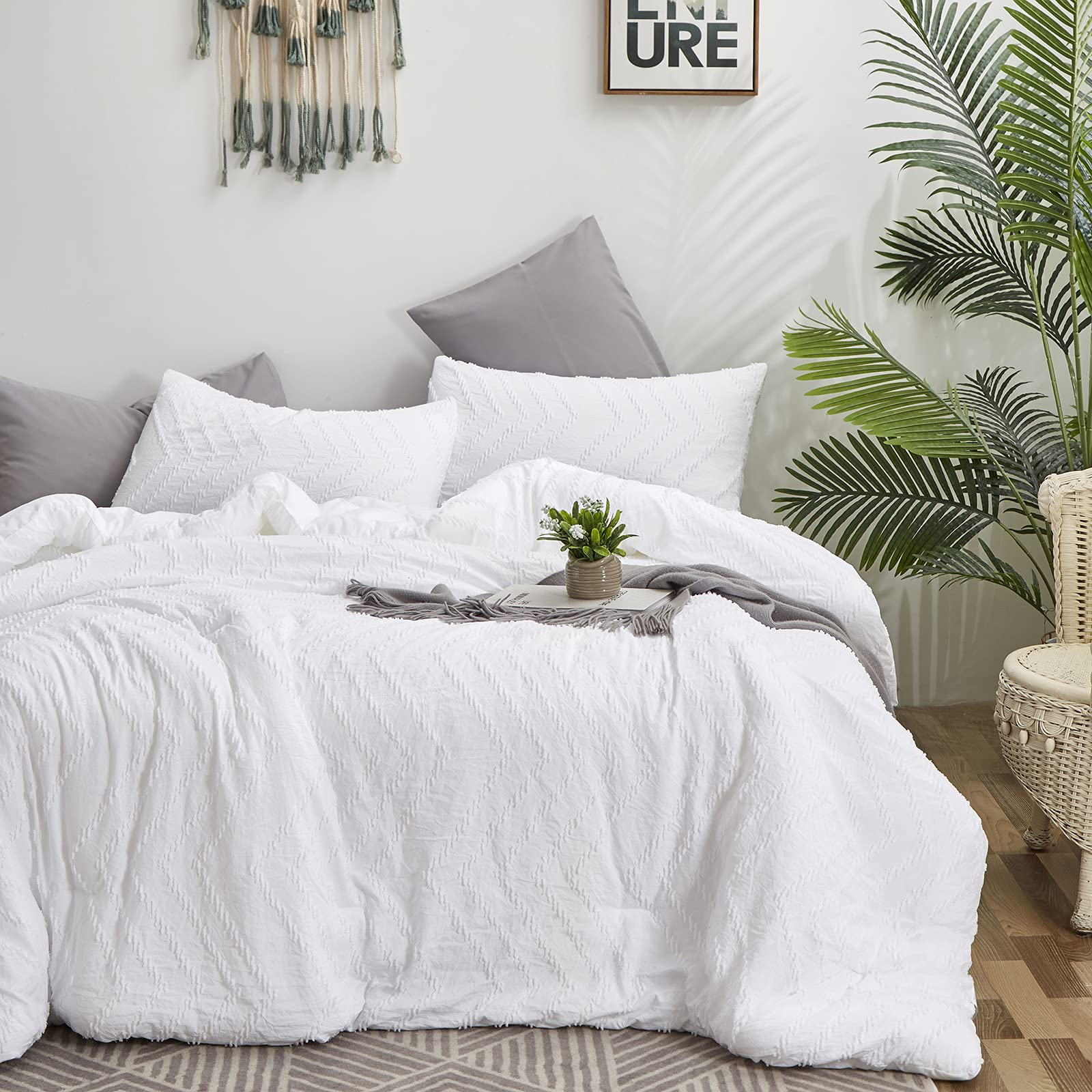 Clothknow White Comforter Set Queen 3Pcs Jacquard Bedding Comforter Sets White Tufted Queen Comforter Shabby Chic Comforter Soft