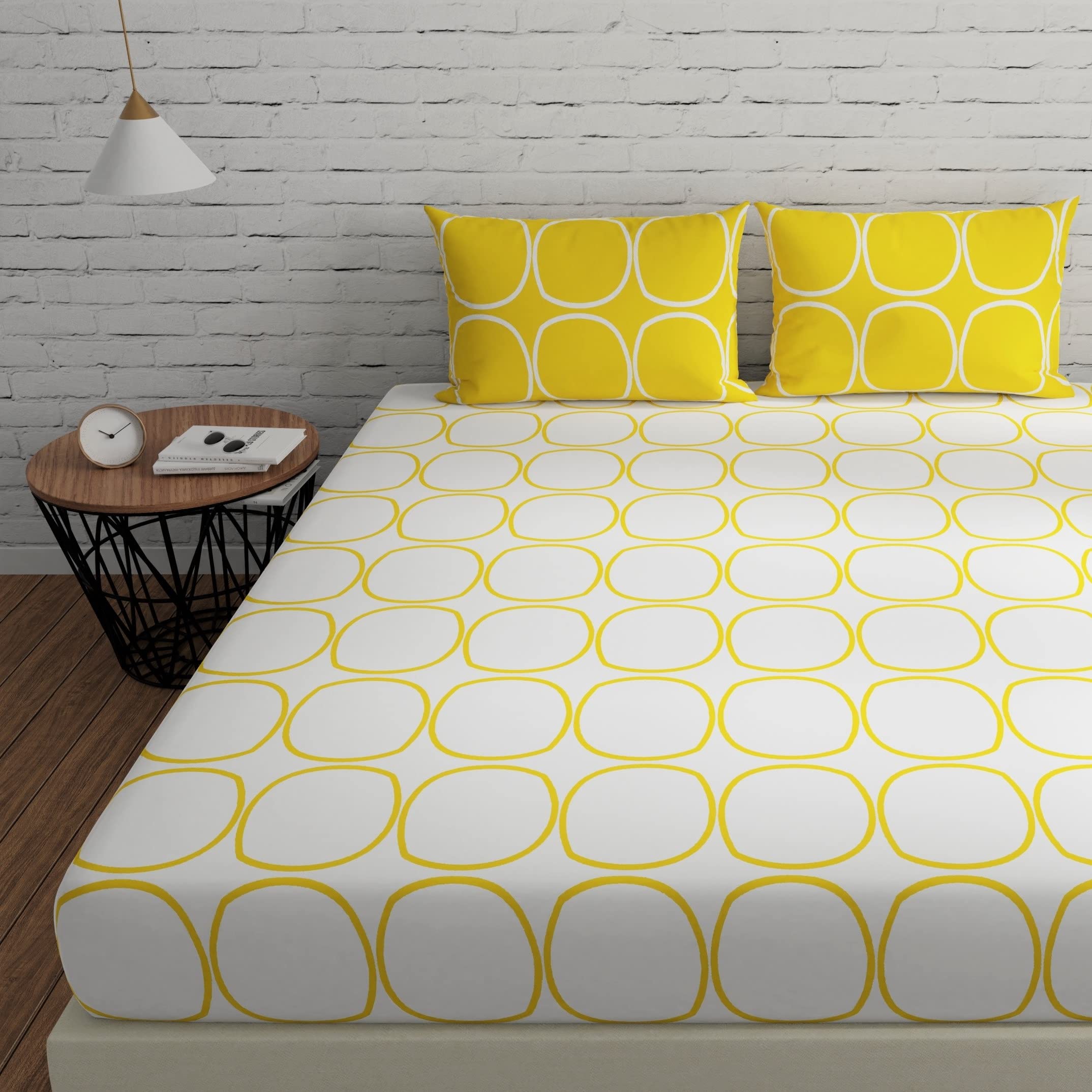 Huesland By Ahmedabad Cotton 144 Tc King Size Bedsheet Cotton With 2 Pillow Covers | 108X108 Inch, White & Yellow