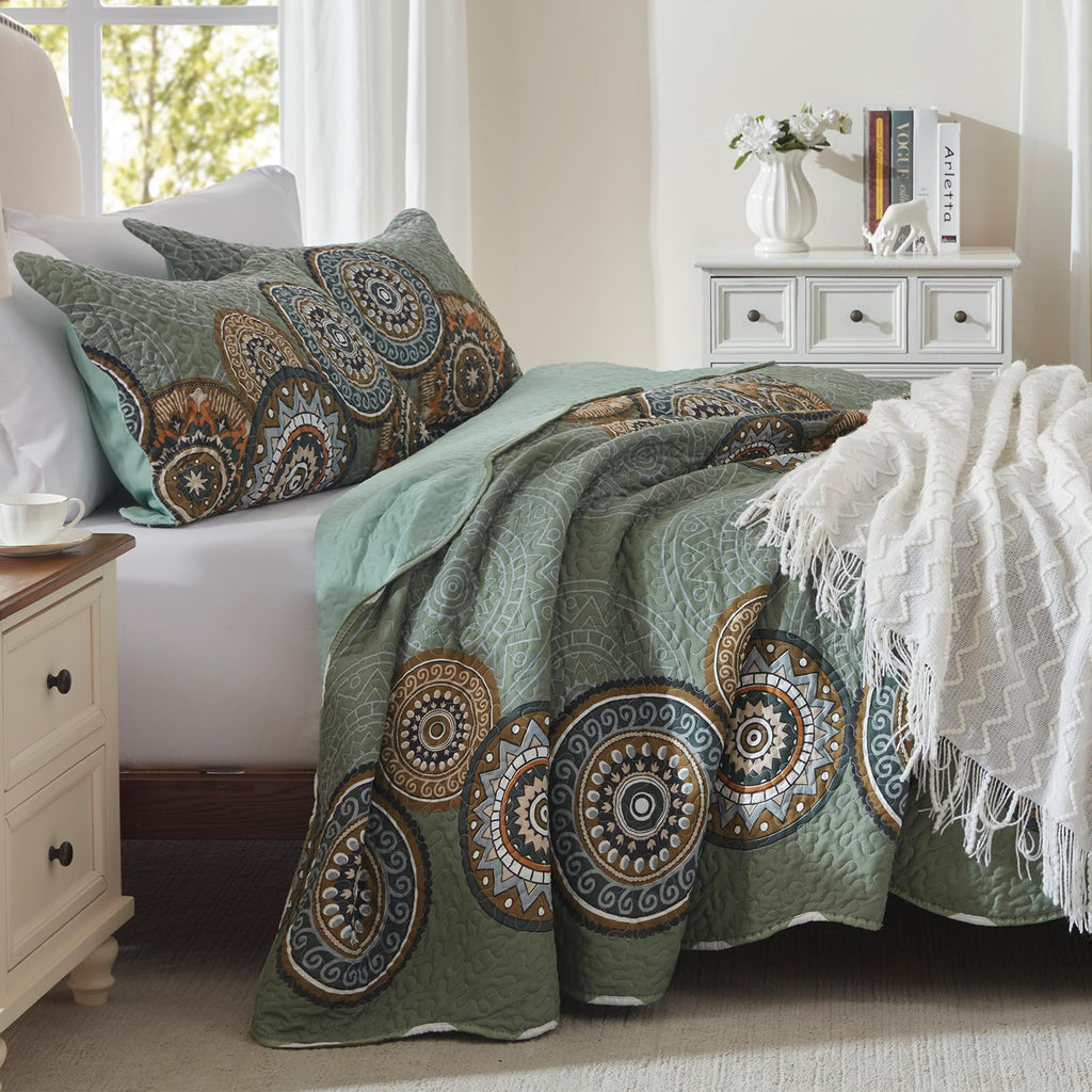 Leaonme 3-Piece Full Queen Size Olive Green Quilt Set Lightweight Oversized Bedspread 90''X98'' Soft Microfiber Floral Coverlet