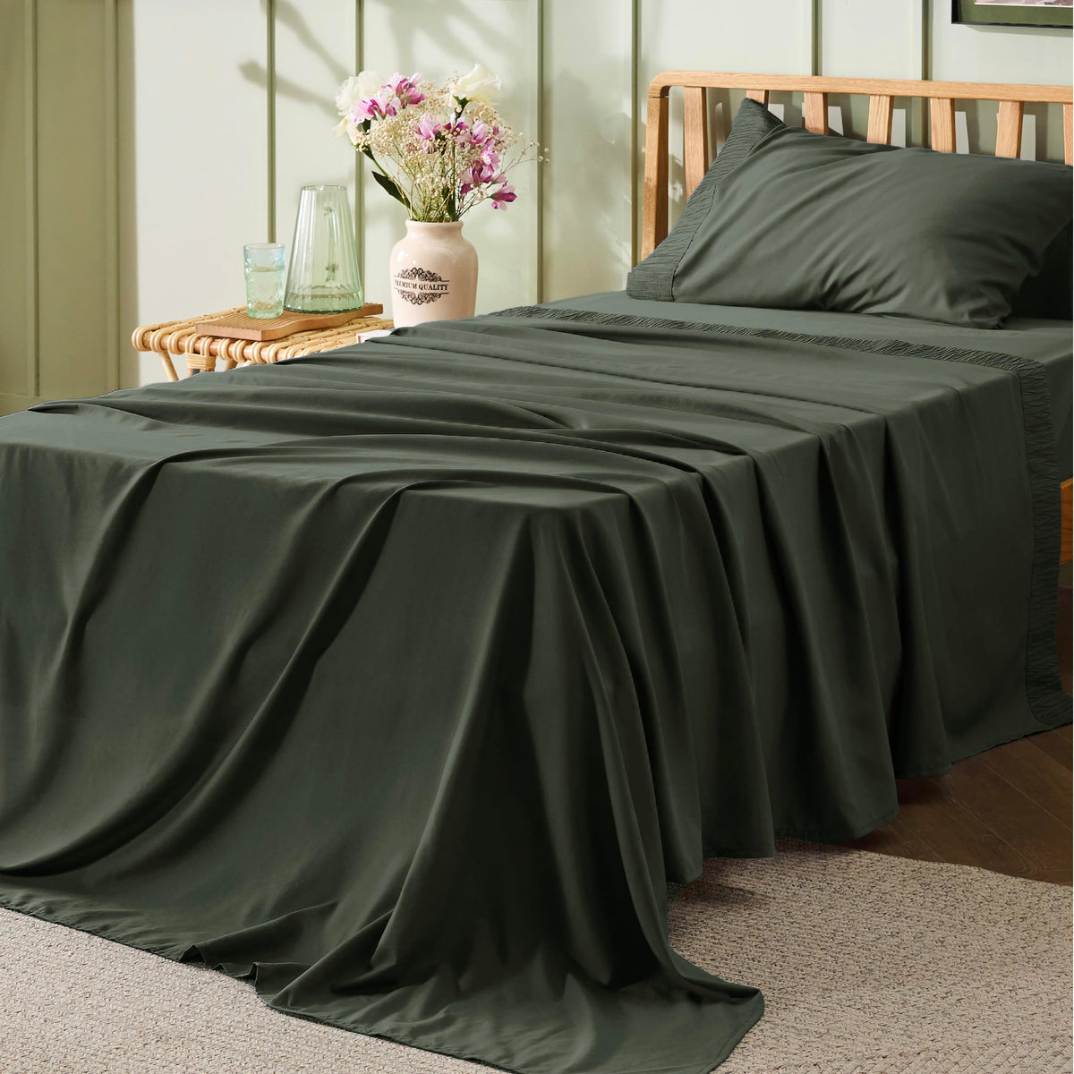 Bedsure Twin Xl Sheet Sets Dorm Bedding - Soft Extra Long Twin Bed Sheets, 3 Pieces Hotel Luxury Olive Green Sheets Twin Xl, Eas