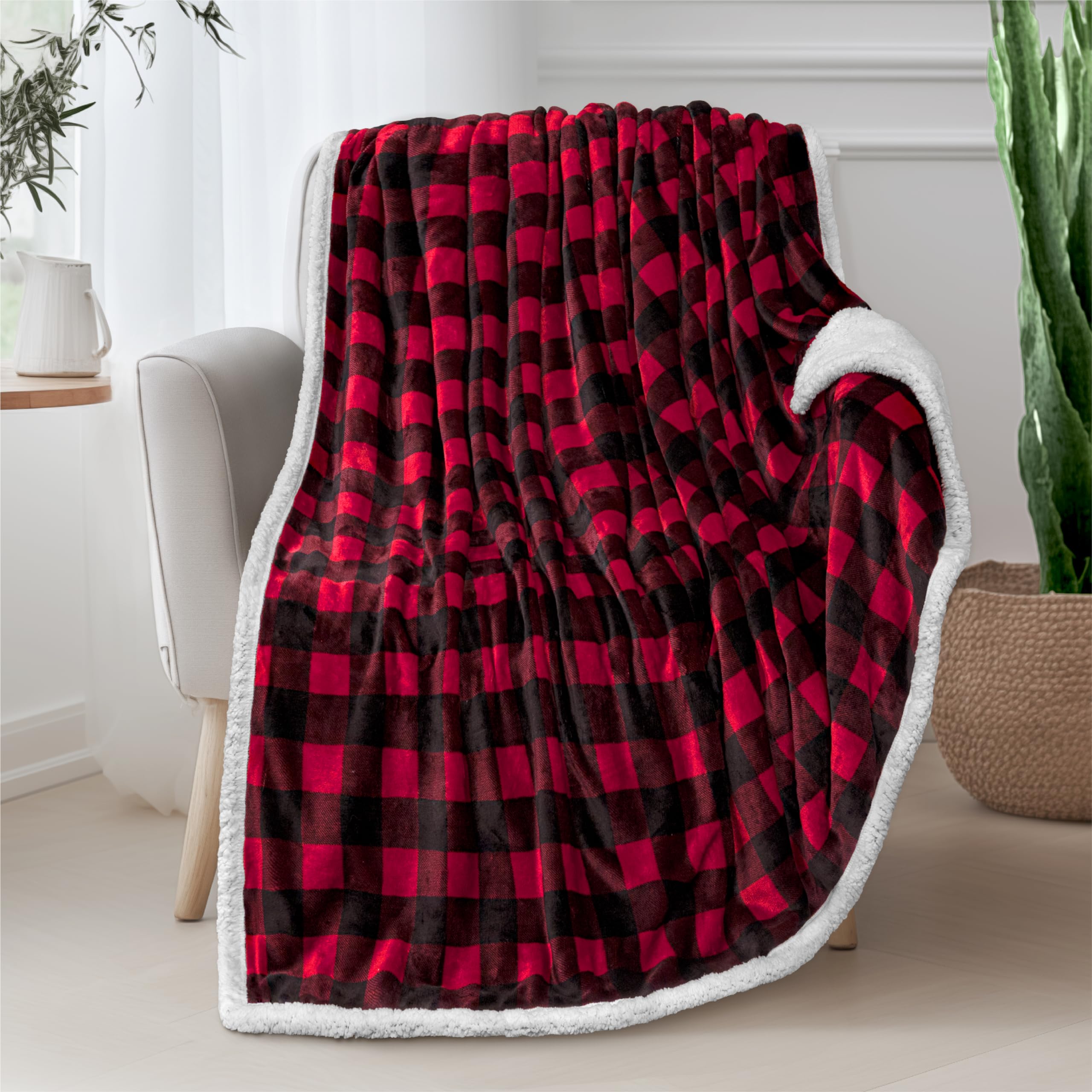 Pavilia Black And Red Buffalo Plaid Sherpa Fleece Throw Blanket For Couch, Soft Flannel Blanket For Sofa Bed, Christmas Checkere