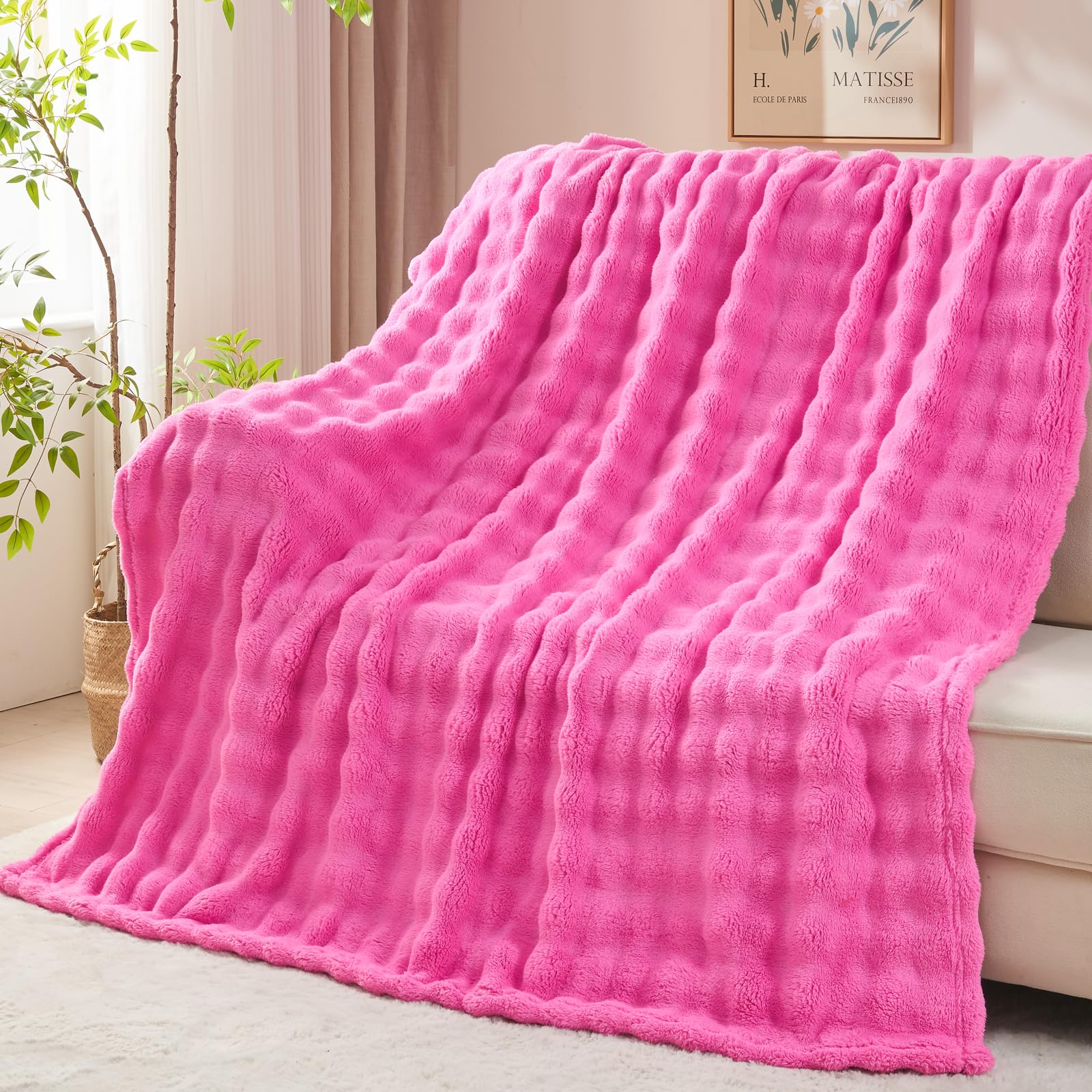 Newcosplay Twin Blanket For Couch Hot Pink Super Soft Flannel Fleece 3D Bubble Lightweight Bed Blanket All Season Use (Hot Pink,