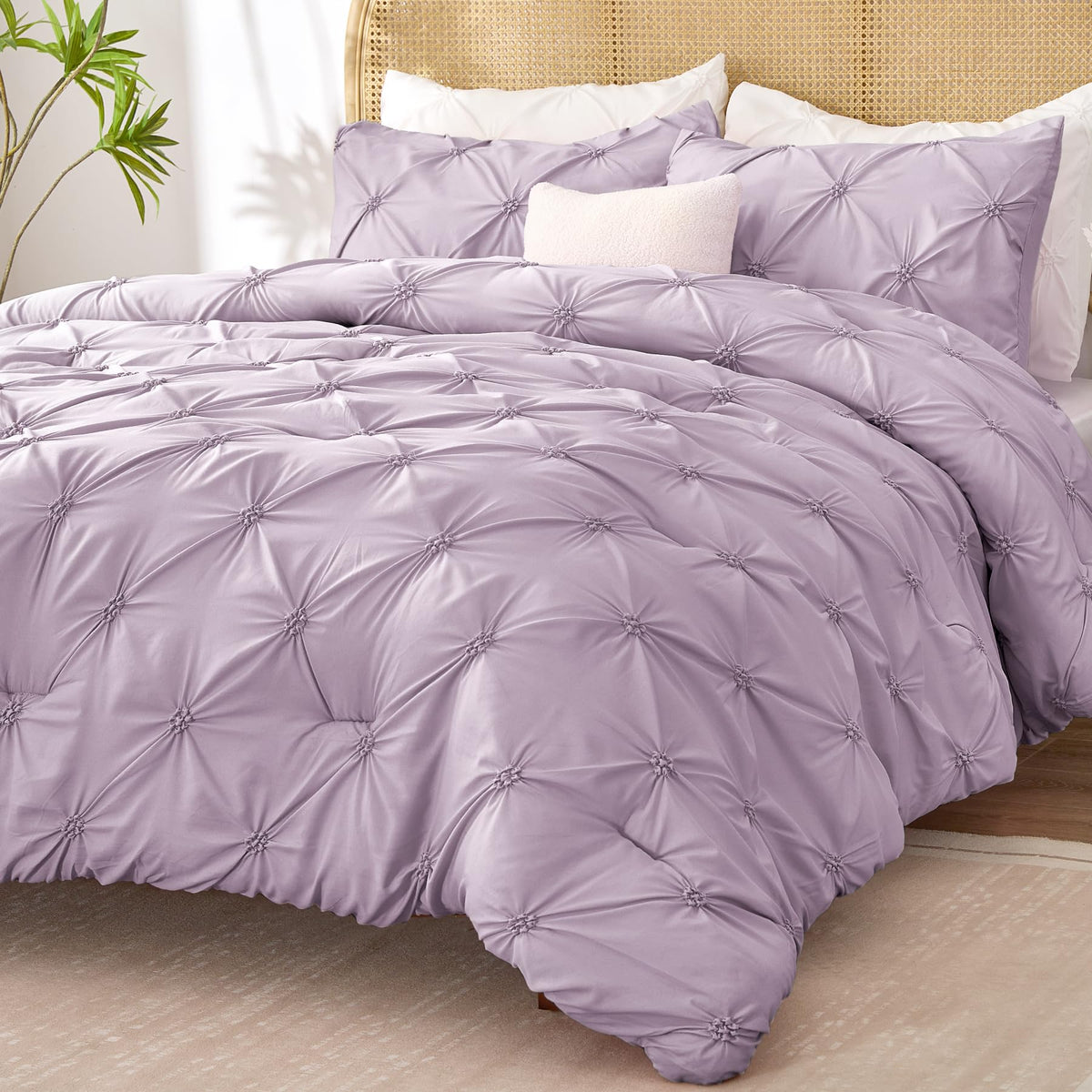 Bedelite Light Purple King Size Comforter Set - 3 Pieces Boho Pintuck Bedding Comforter Sets, Lightweight Soft & Warm King Beddi