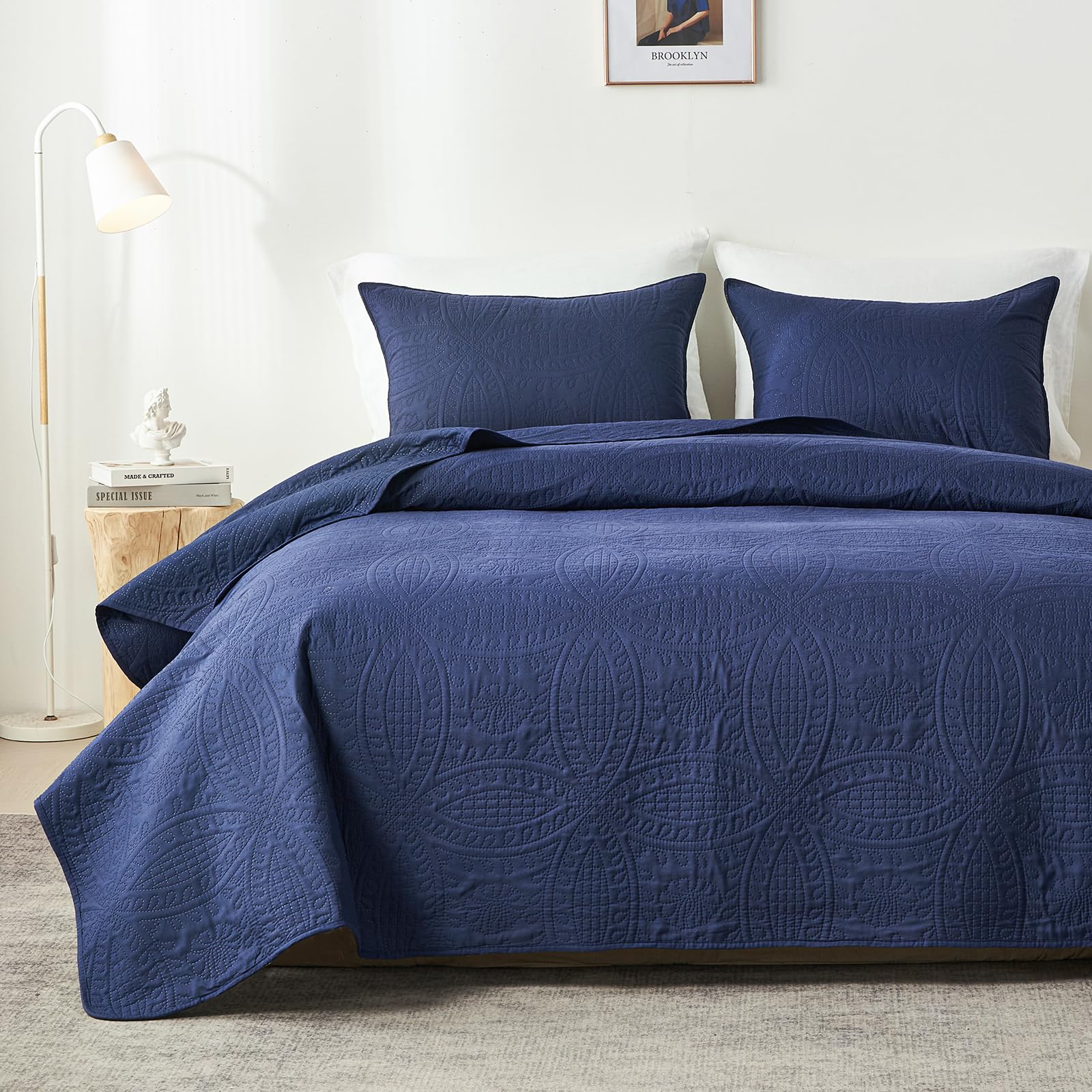 Akkialla King Quilt Bedding Set,Navy Blue Ultrasonic King/Cal King Quilt Set,Lightweight Soft Bedspread Coverlet,Modern Style Co