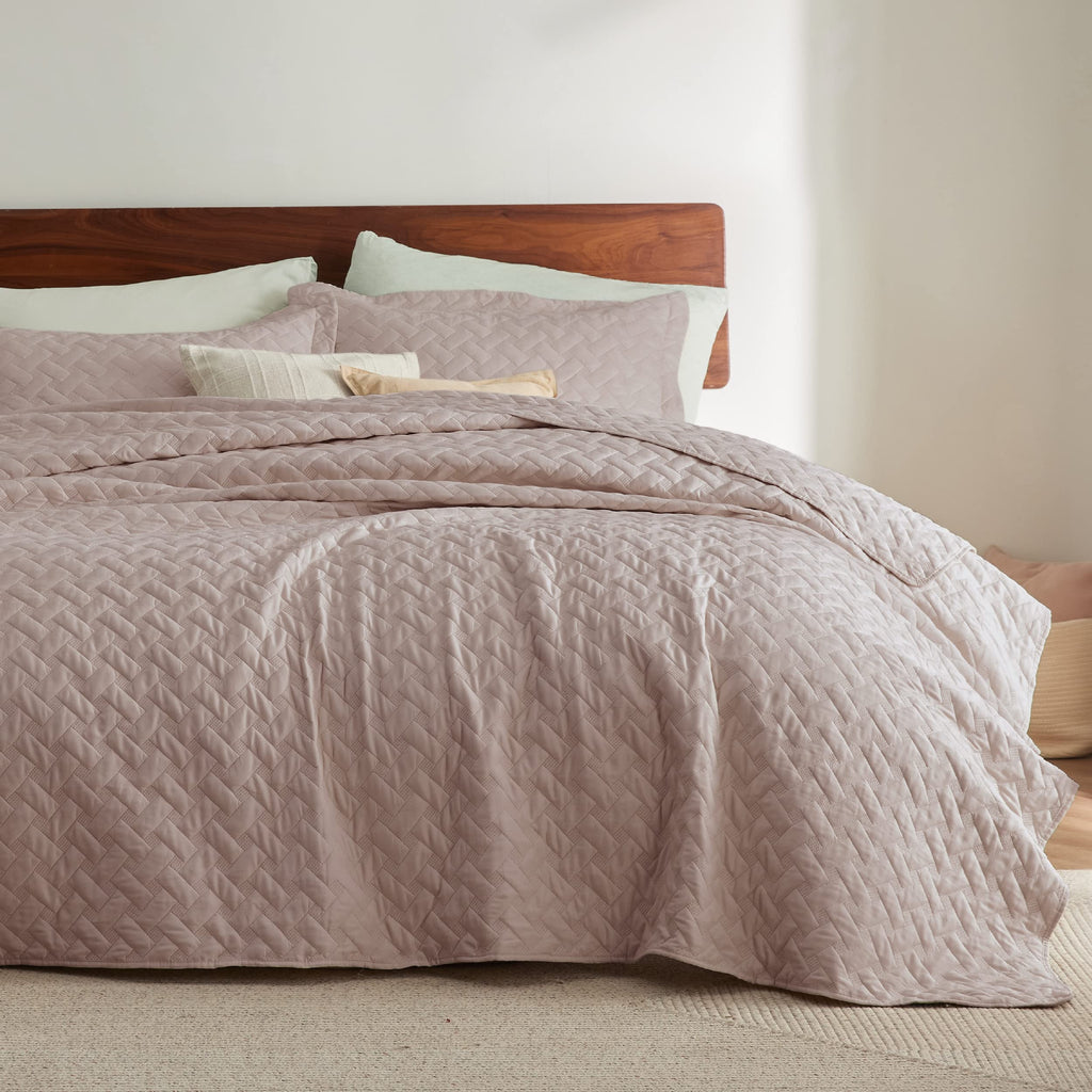 Bedsure Queen Quilt Bedding Set - Lightweight Summer Quilt Full/Queen - Dusty Rose Bedspread Queen Size - Bedding Coverlet For A