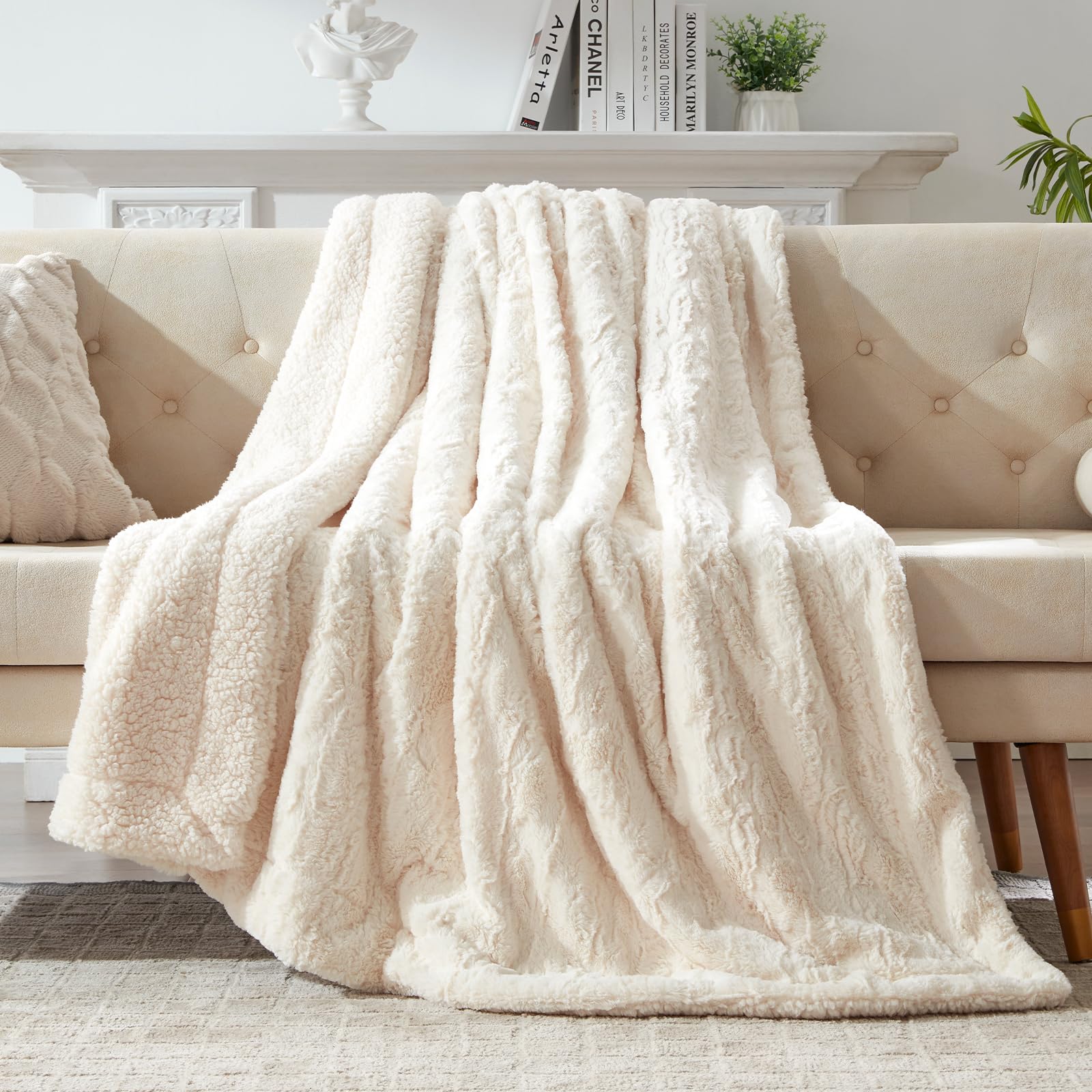 Cozyart Faux Fur Throw Blanket Twin For Bed, 60'X80' Cream Warm Sherpa Fleece Reversible Soft Fuzzy Fluffy Shaggy Blankets For
