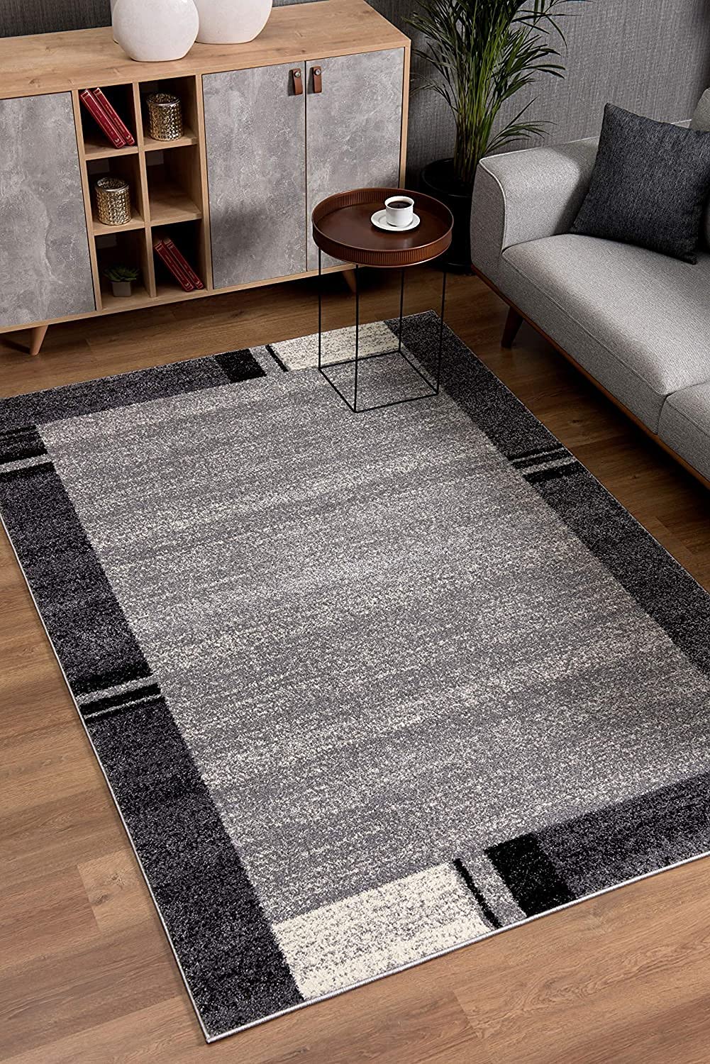HomeRoots Grey 100% Twisted Polyester 7â€ x 9â€ Gray Modern Bordered Area Rug