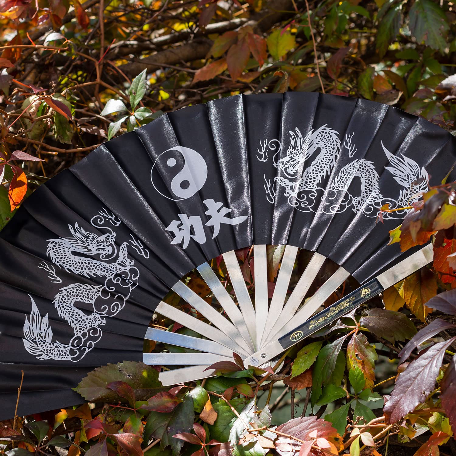 Master Usa - Kung Fu Fighting Fan - Metal Frame, Black Nylon Fan With Dual Dragons, Ying Yang, Tai Chi Symbol - 2510-Cbk - Marti