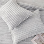 Andency Queen Comforter Set, Fluffy Super Soft Light Grey Comforter For Queen Size Bed, Winter Warm Fleece Faux Fur Bedding Set,
