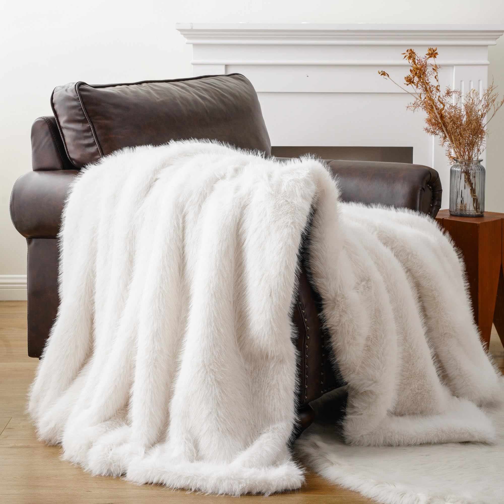 Battilo Home Luxury White Faux Fur Throw Blanket, Fluffy Cozy Soft Warm Fur Blanket For Couch, Sofa, Chair, Bed, Plush Fuzzy Fur