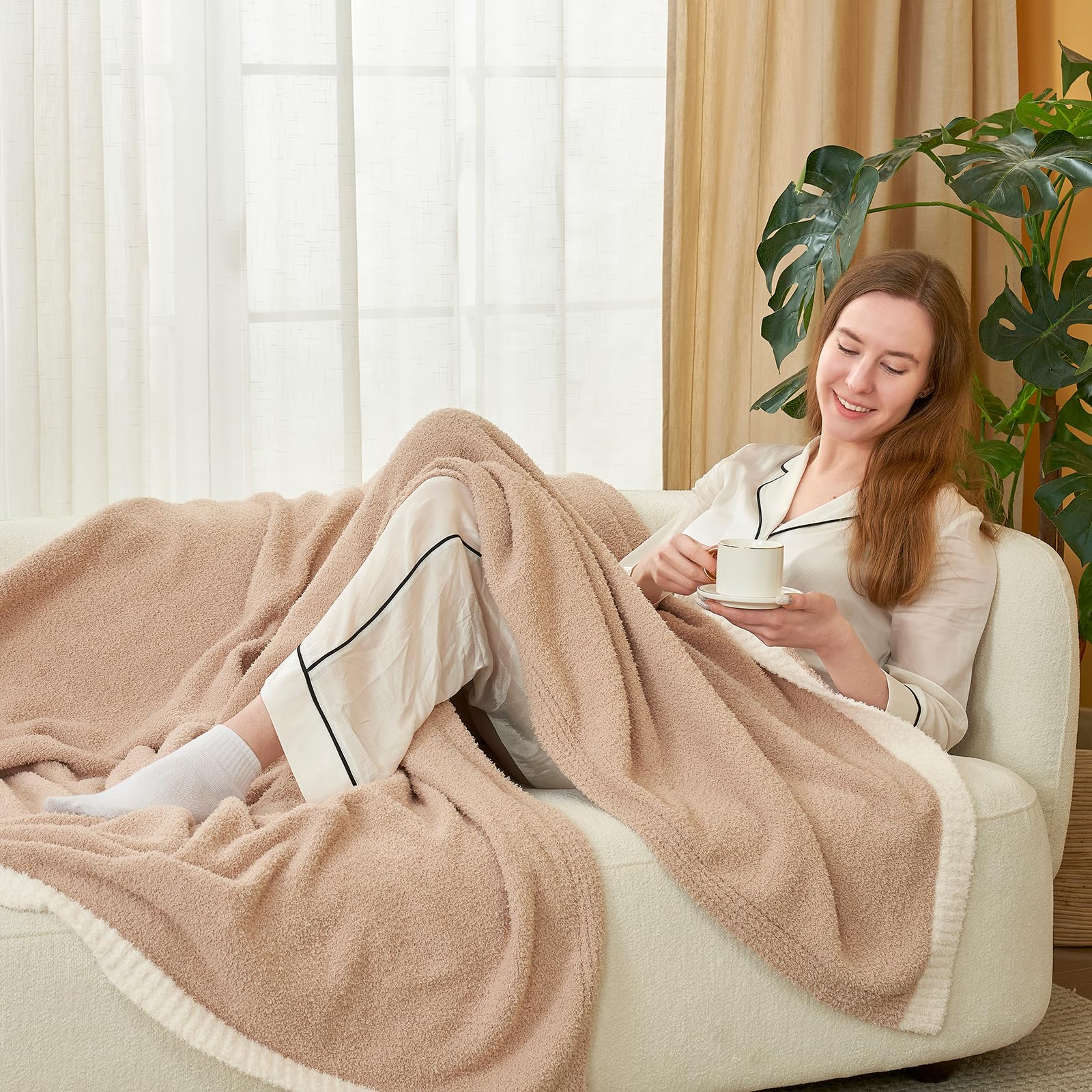 Snuggle Sac Beige Throw Blanket For Couch Bed Sofa 60X80 Inches, Reversible Beige Blanket Microfiber Fluffy Fuzzy Cozy Knit Twin