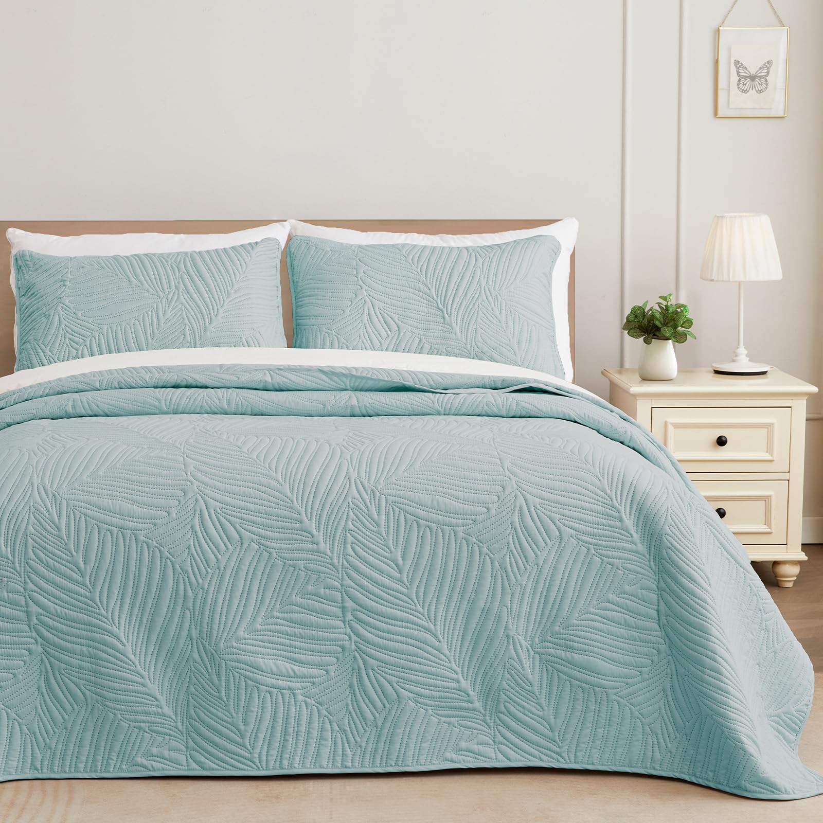 Exclusivo Mezcla Queen Quilt Bedding Set, Lightweight Aqua Blue Quilts Queen Full Size For All Seasons, Soft Microfiber Bedsprea