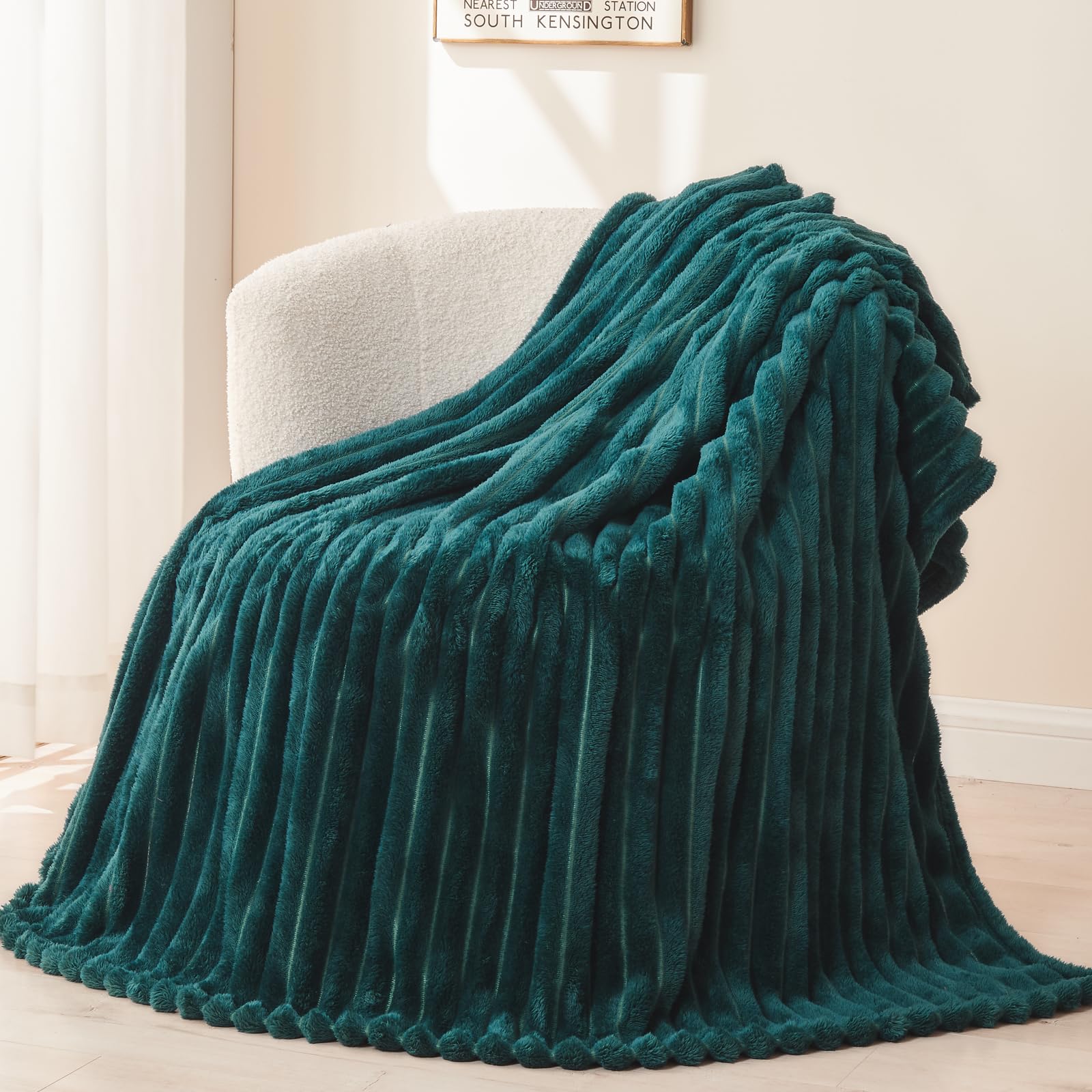 Newcosplay Super Soft Twin Blanket Dark Teal Premium Silky Flannel Fleece 3D Ribbed Jacquard Lightweight Bed Blanket All Season