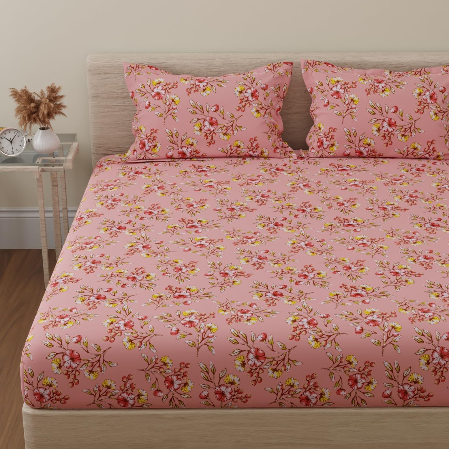 Huesland By Ahmedabad Cotton 144 Tc Cotton Bedsheet For Double Bed King Size With 2 Pillow Covers | Peach & Pink