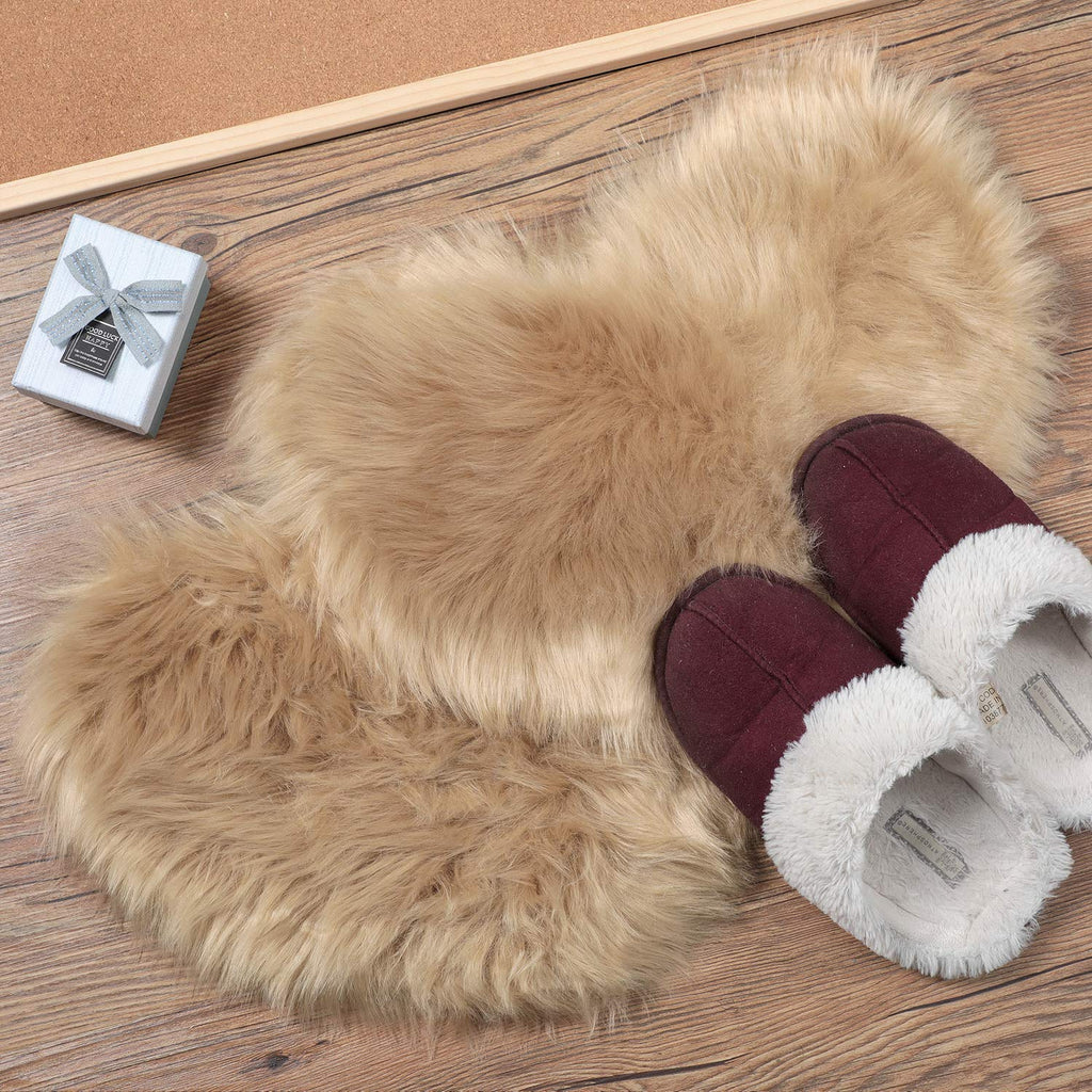 Mudder 2 Pieces Heart Shaped Rug Faux Room Fluffy Carpet Heart Shaped Door Mat For Room Bedroom, 12 X 16 Inch(Khaki)