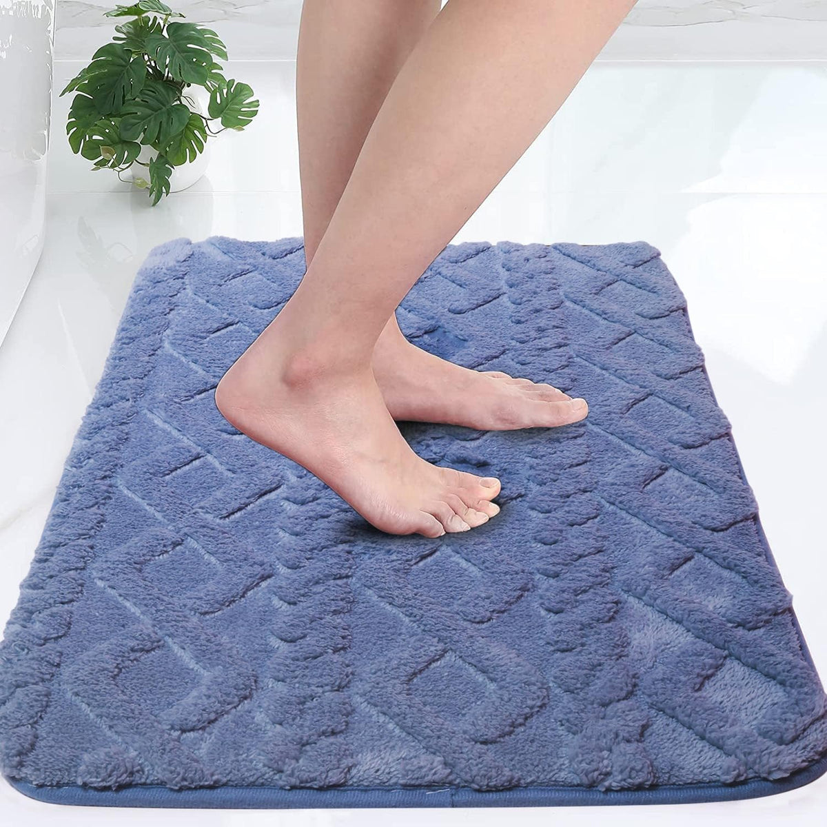 Favria Bathroom Mat Anti Skid Soft Cushioned Bath Mat Water Absorbing Anti Slip Mat for Bathroom Floor Non Slippery Bathroom Doo