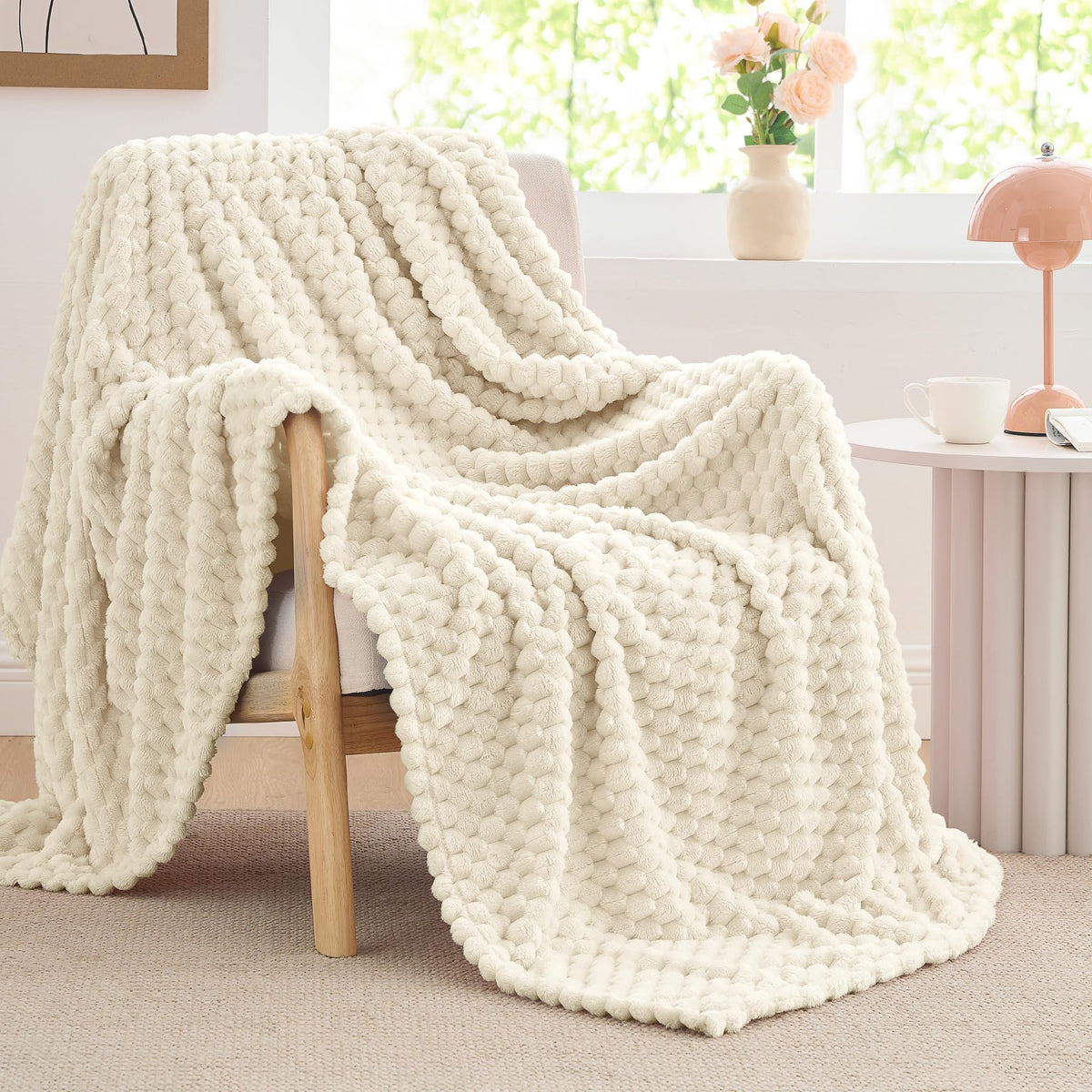 Bedelite Fleece Blanket - 3D Jacquard Decorative Cream Throw Blankets For Couch & Bed, Soft And Cozy Warm Plush Fluffy Blanket A