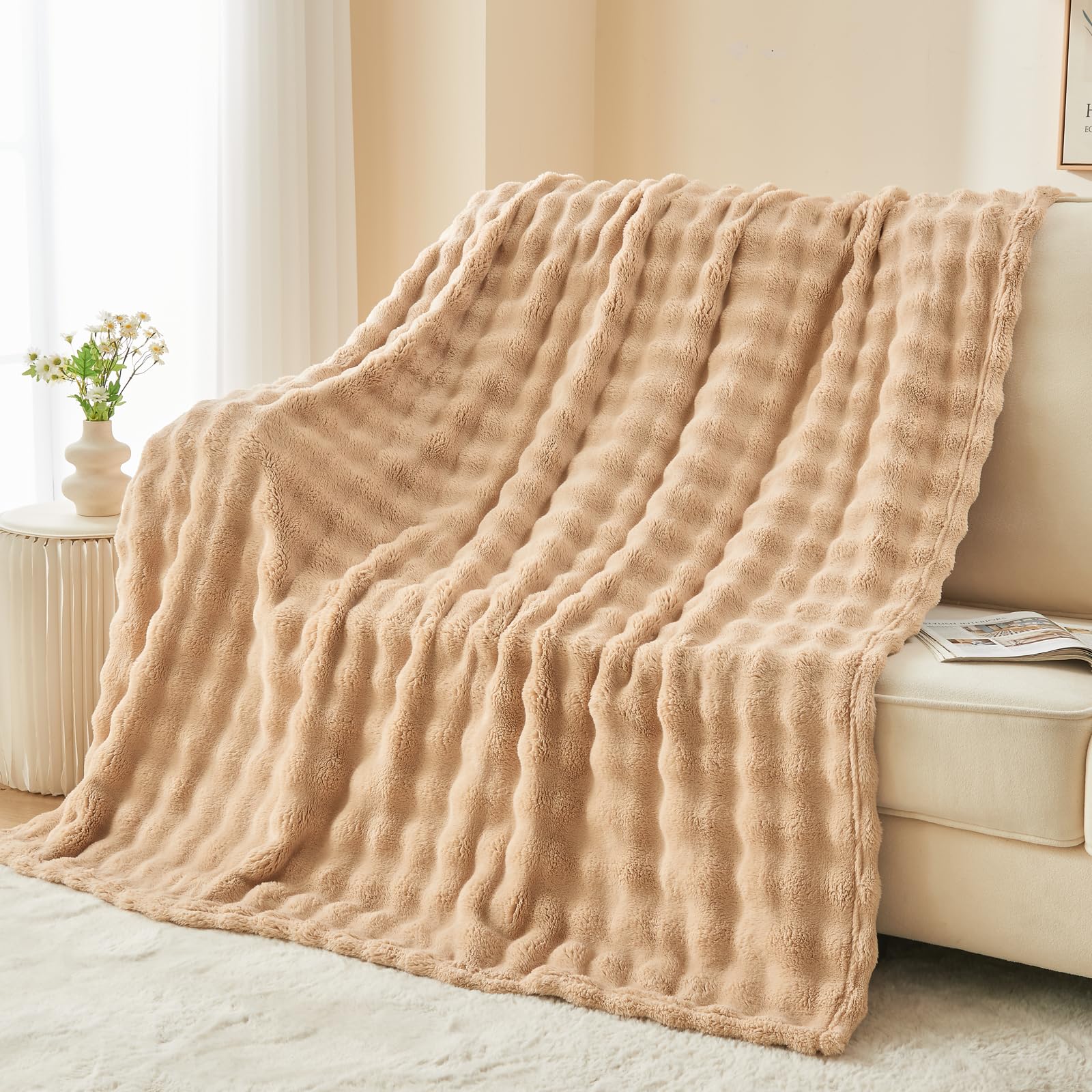 Newcosplay Twin Blanket For Couch Brown Super Soft Flannel Fleece 3D Bubble Lightweight Bed Blanket All Season Use (Brown, Twin(