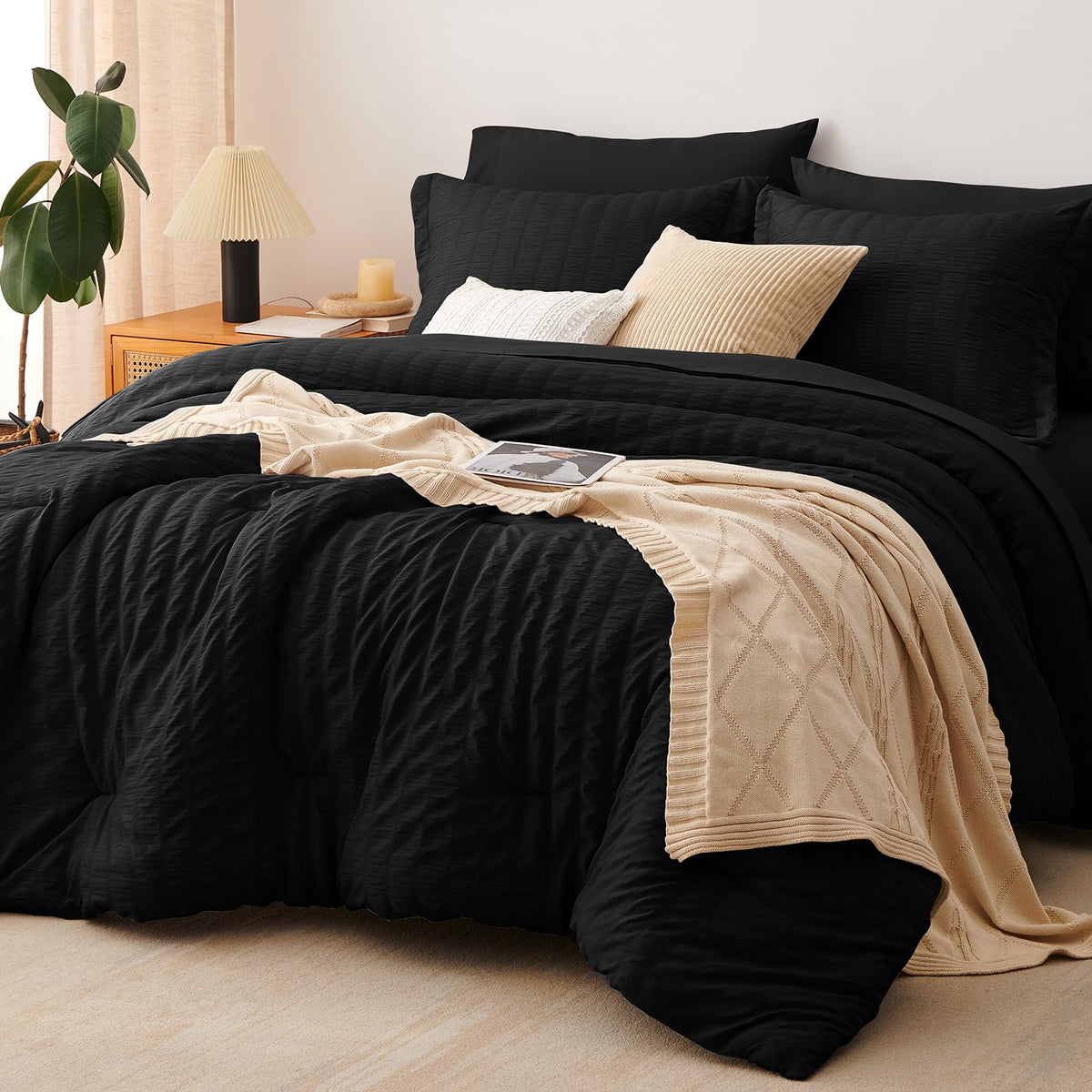 Cozylux King Seersucker Comforter Set With Black Bed In A Bag 7-Pieces All Season Bedding With Comforter, Pillow Sham, Flat Sheet, Fitted Sheet, Pillowcase