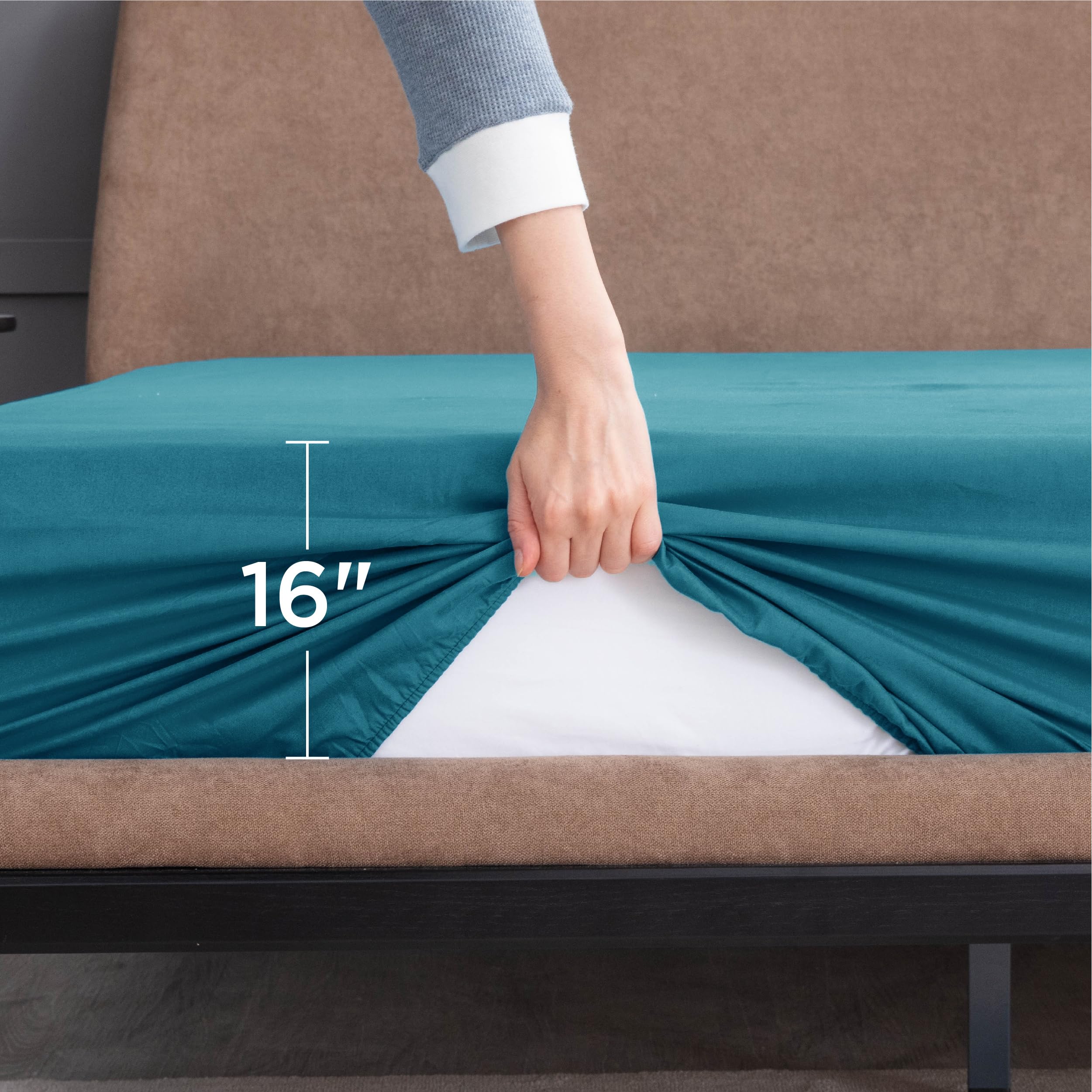 Bedsure Fitted Sheet Queen Size Only - Brushed Microfiber Bed Sheets, Ultra Soft & Breathable, Fade Resistant & Easy Care (Teal, 60X80+16 Inches, 1 Piece)