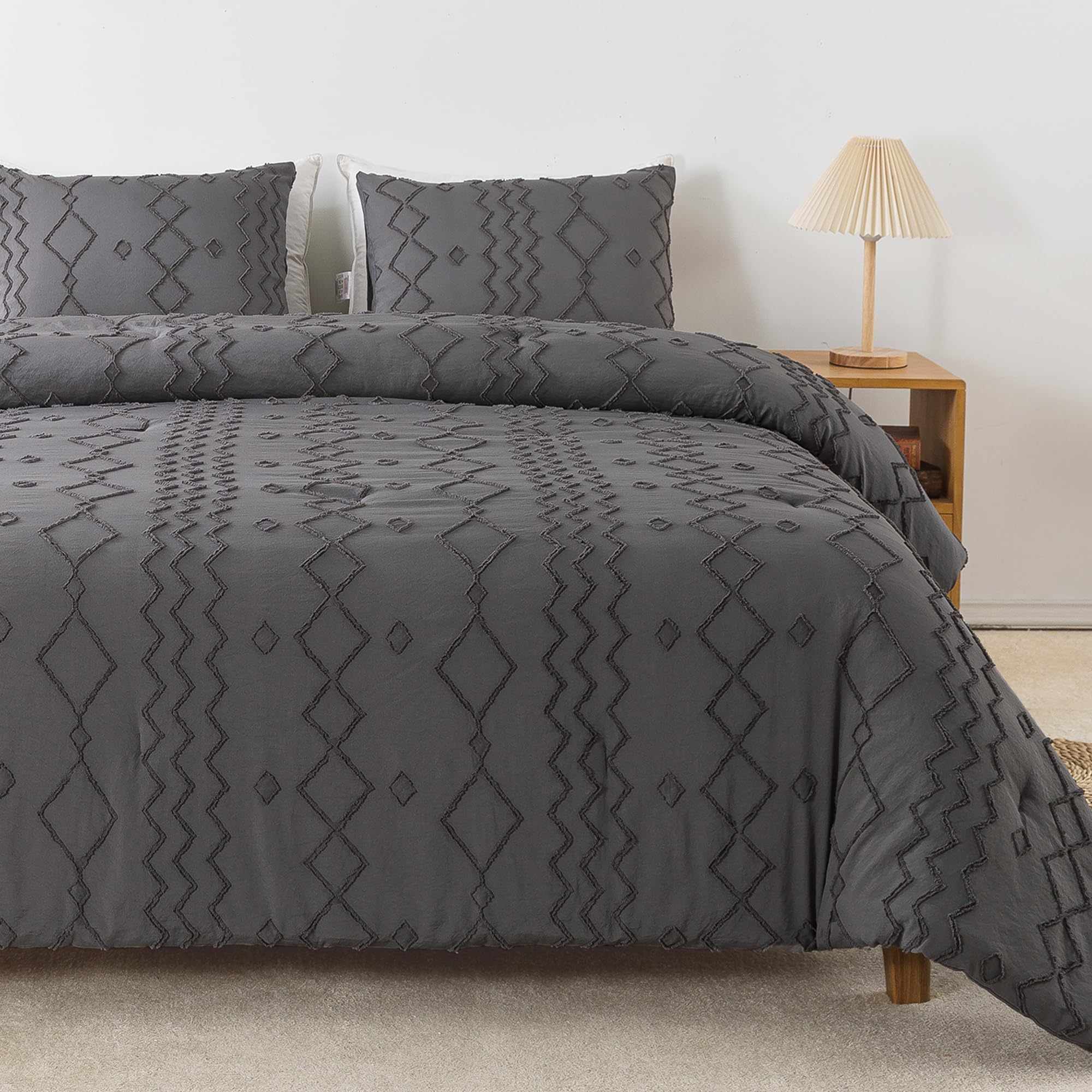 Andency Dark Gray Tufted Comforter Set King(104X90Inch), 3 Pieces(1 Tufts Comforter, 2 Pillowcases) Boho Textured Farmhouse Comforter, Microfiber Down Alternative Geometric Comforter Bedding Set