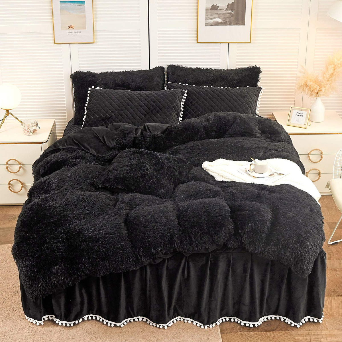 Liferevo Luxury Plush Shaggy Duvet Cover Set, Soft Velvet Fluffy Furry Duvet Cover Set(1 Faux Fur Fuzzy Comforter Cover + 1 Pom-