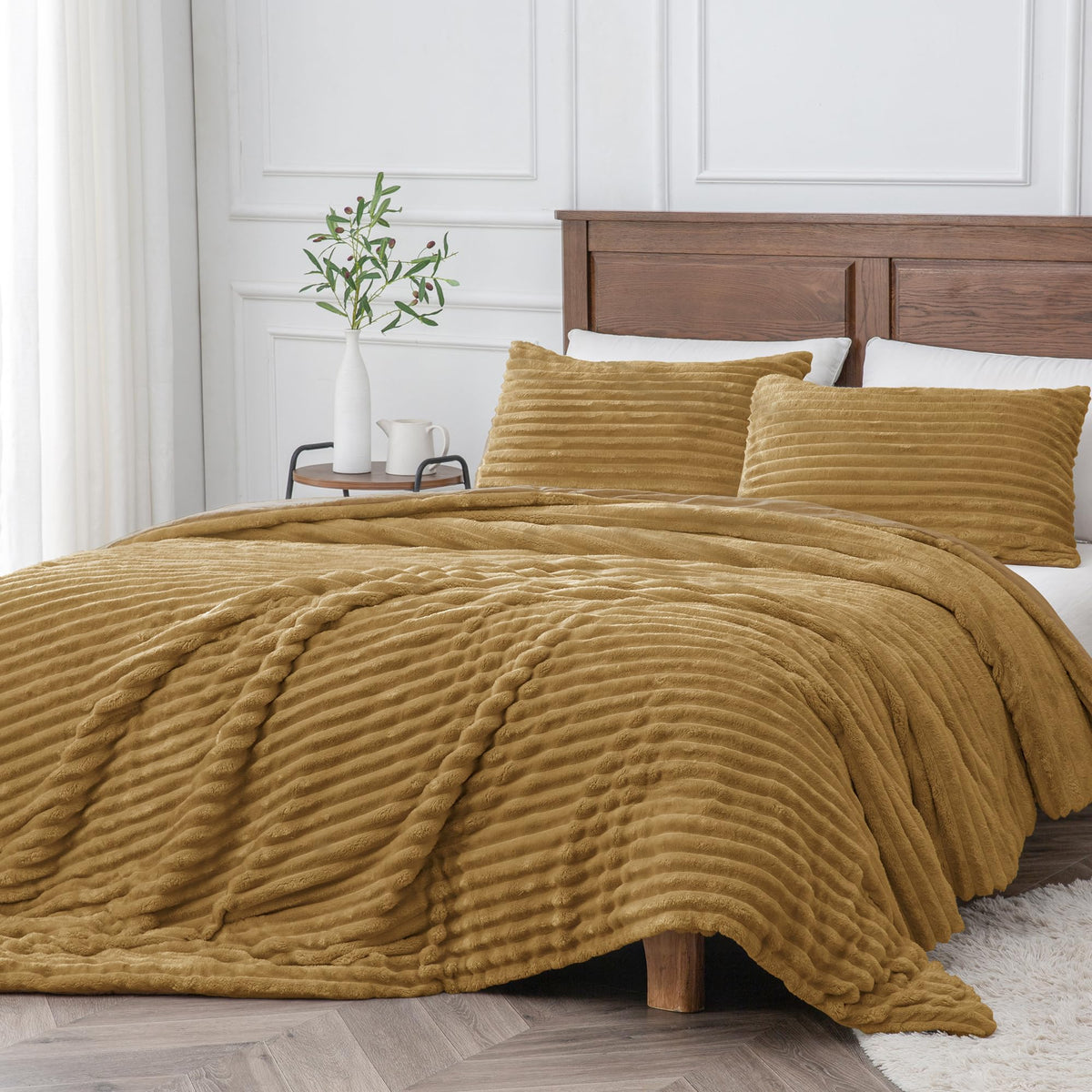 Bedelite Fleece King Comforter Set -Super Soft & Warm Fluffy Brown Bedding, Luxury Fuzzy Heavy Bed Set For Winter With 2 Pillow