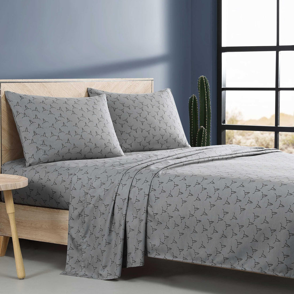 Wrangler - Twin Sheet Set, Silky & Lightweight Bedding Set, Western Luxurious Bedding Set, Yellowstone Inspired, Oeko-Tex Certified (Steer Skulls Grey, Twin)