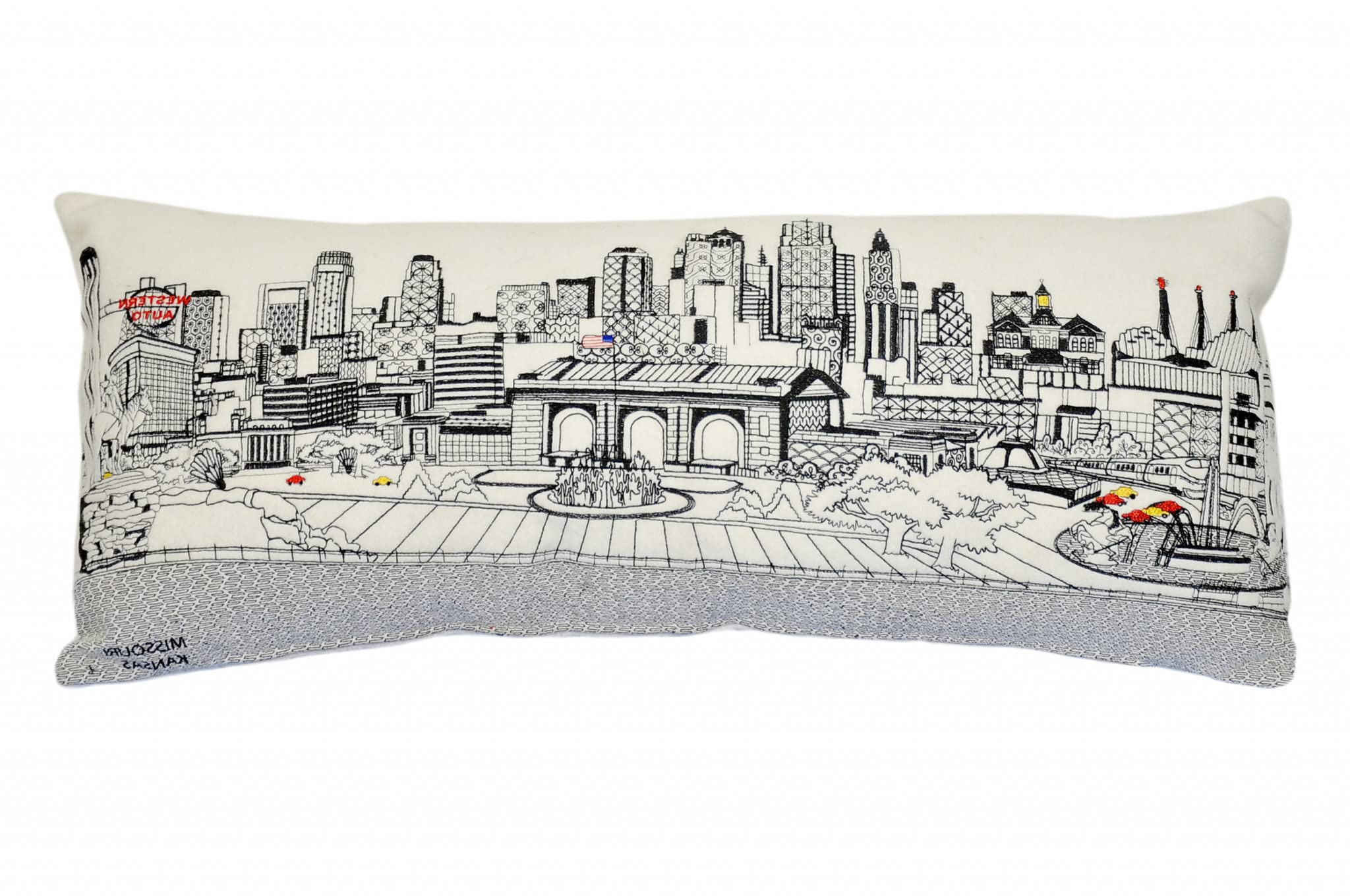 HomeRoots Cream 35' White Kansas City Daylight Skyline Lumbar Decorative Pillow