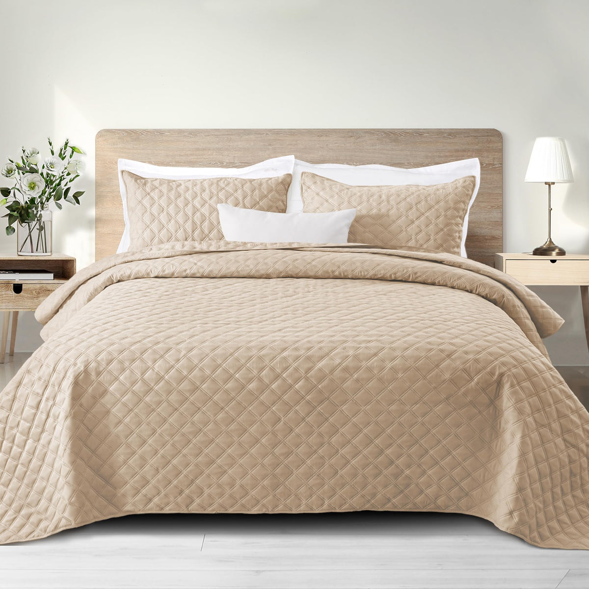 Exclusivo Mezcla Soft Quilt Set King Size, 3 Pieces Lightweight Quilts Brich Beige Bedspreads Coverlets Bedding Set For All Seas