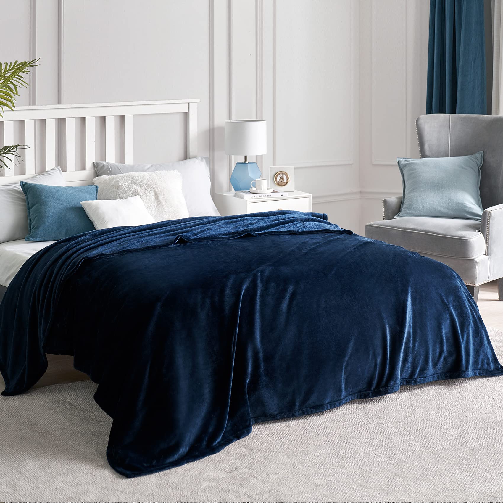 Hansleep Fleece King Size Blanket For Bed Navy, Super Soft Flannel Fuzzy King Size Blanket, Plush Cozy Blanket For All Seasons,